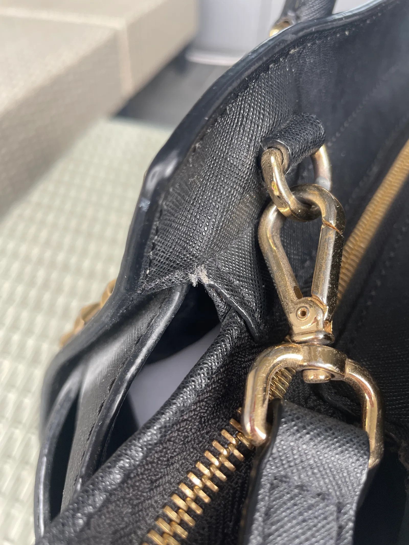 Michael Kors Michael Kors Bucket Bag Size ONE SIZE - 4 Thumbnail