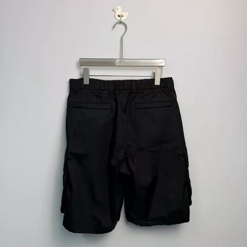 Prada Prada Re-Nylon Casual Shorts with Logo-yf Size US 33 - 4 Thumbnail