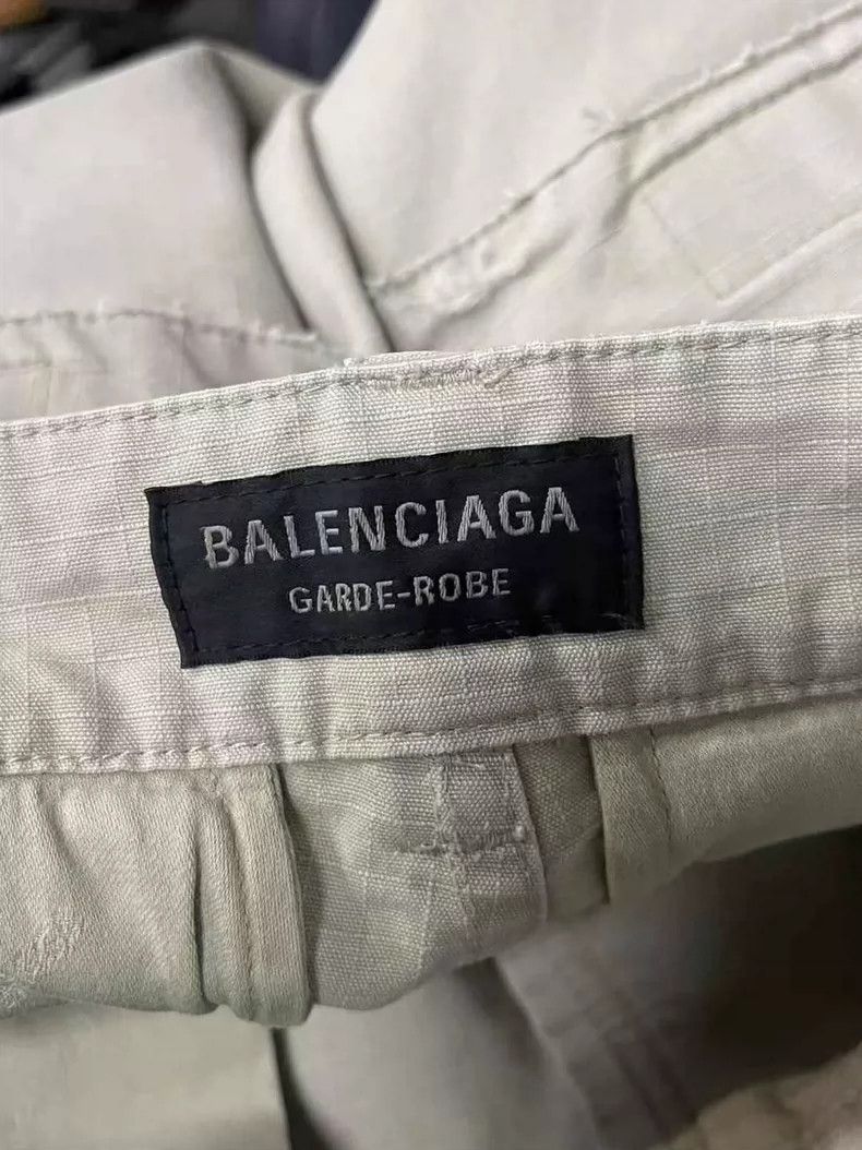 Balenciaga Balenciaga White Distressed Cargo Work Pants-yf Size US 44 / EU 60 - 5 Thumbnail