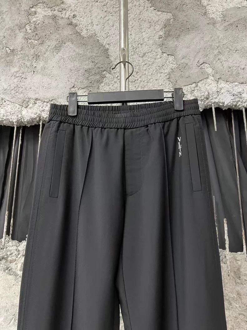 Valentino Valentino Logo Embroidered Long Pants-yf Size US 44 / EU 60 - 3 Thumbnail