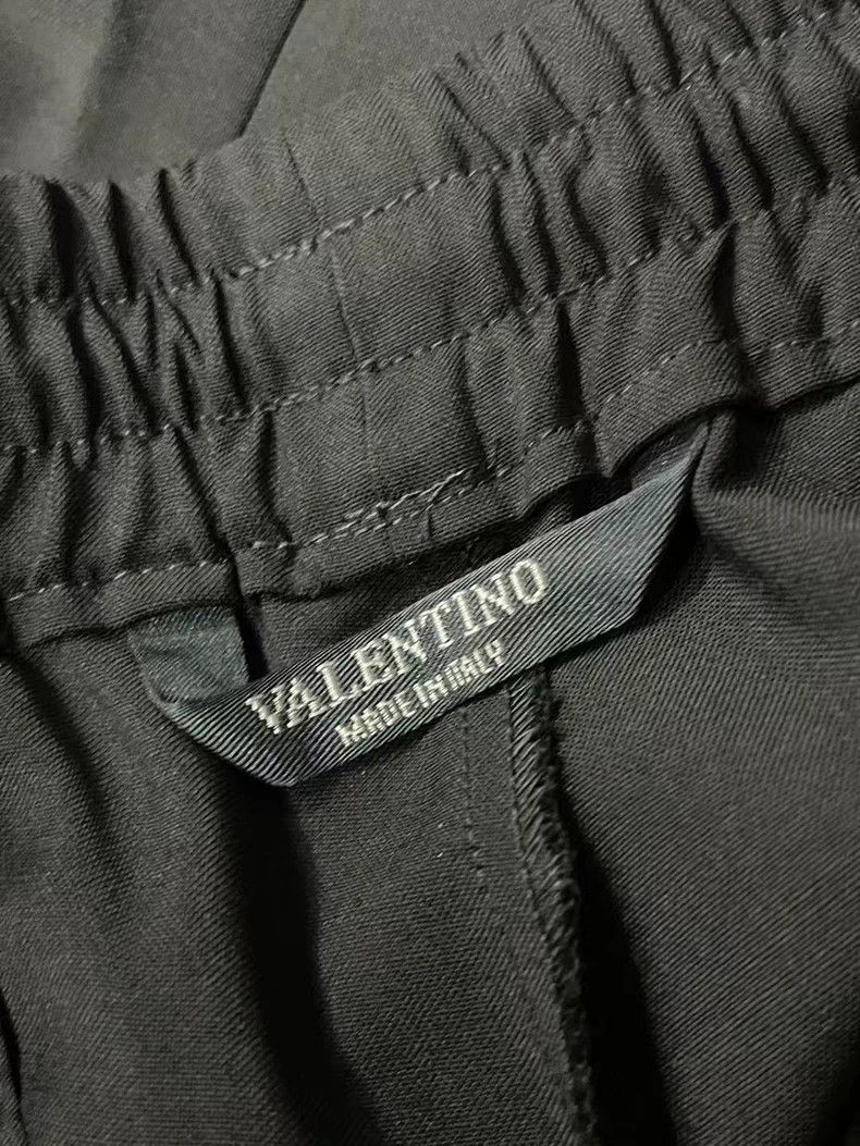 Valentino Valentino Logo Embroidered Long Pants-yf Size US 44 / EU 60 - 6 Thumbnail