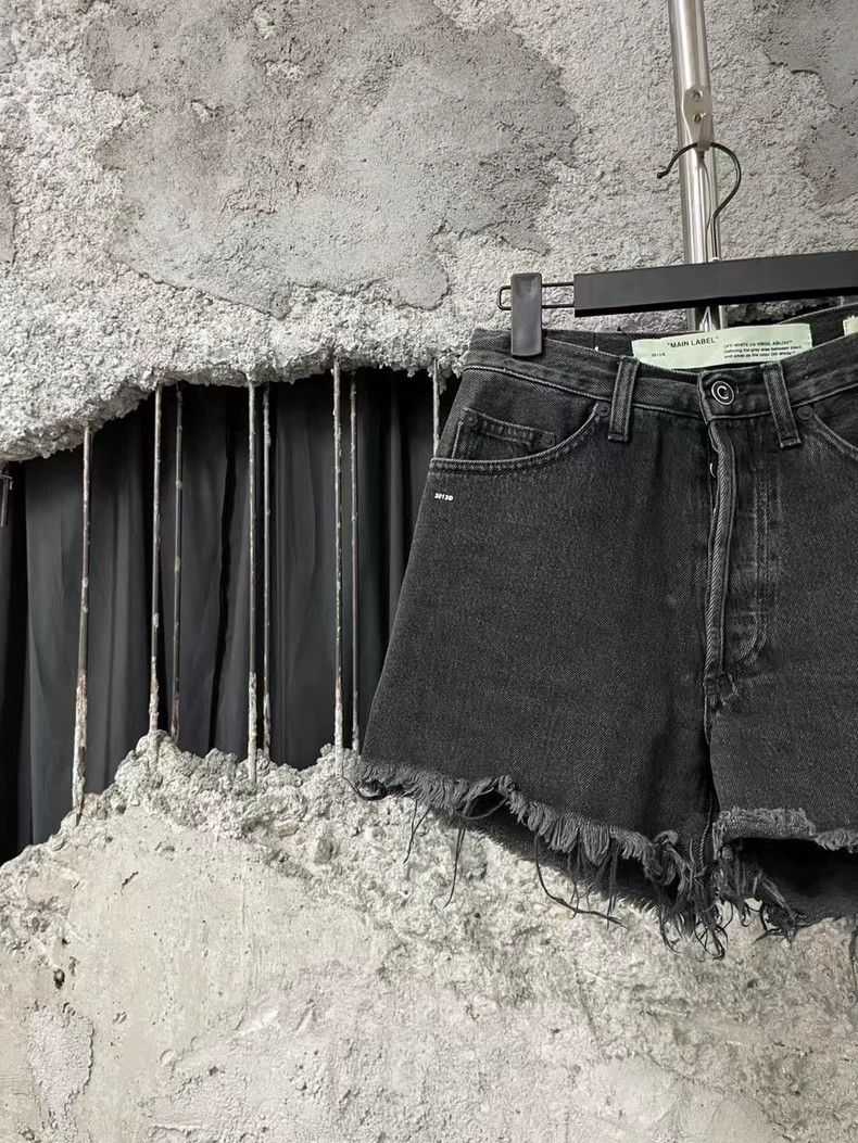 1017 ALYX 9SM Off White Denim Shorts Size 25-yf Size 24" / US 00 / IT 34 - 3 Thumbnail