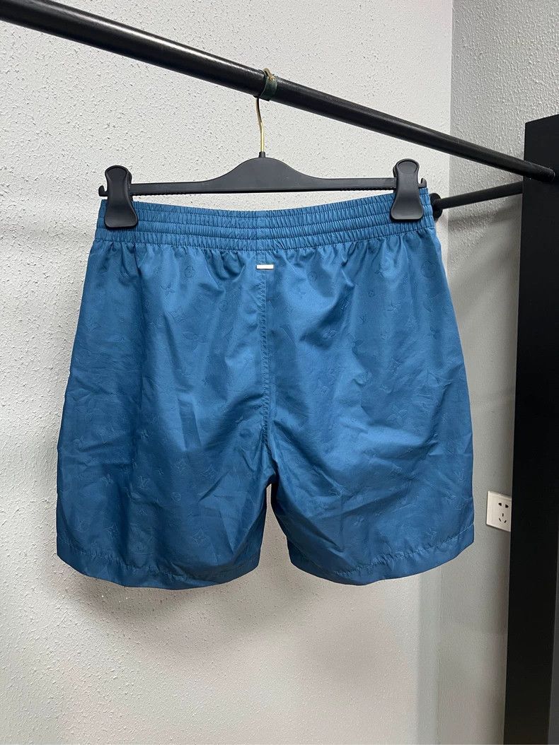 Louis Vuitton Louis Vuitton Blue Patterned Beach Shorts-yf Size US 28 / EU 44 - 2 Thumbnail