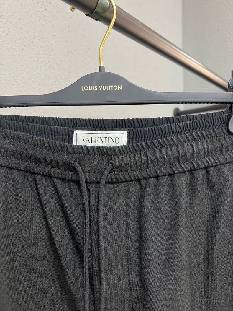 Valentino Valentino Casual Pants with Logo Design-yf Size US 44 / EU 60 - 3 Thumbnail