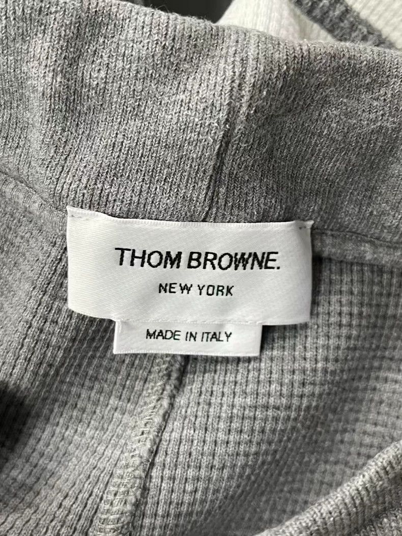 Thom Browne Thom Browne Gray and White Stripe Shorts-yf Size US 26 / EU 42 - 6 Thumbnail