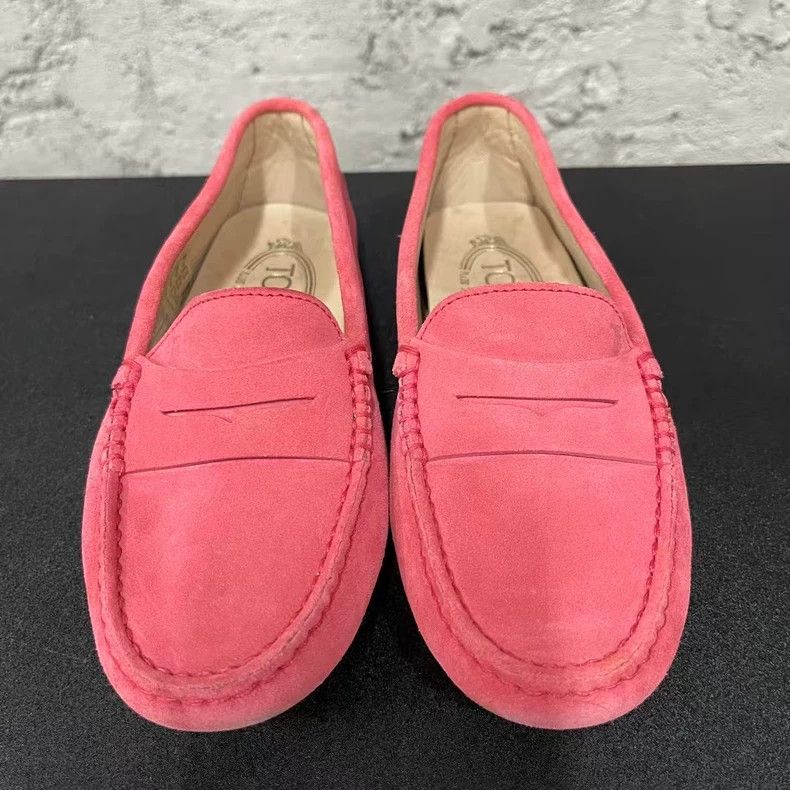 Tod's Tods Slip-On Suede Loafers in Pink-yf Size US 5 / EU 37 - 6 Thumbnail