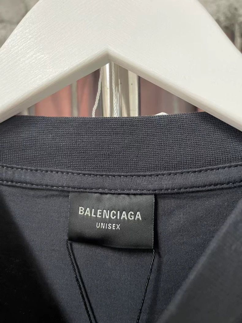 Balenciaga Balenciaga New Graffiti Short Sleeve Dress-yf Size 36" / US 14 / IT 50 - 6 Thumbnail