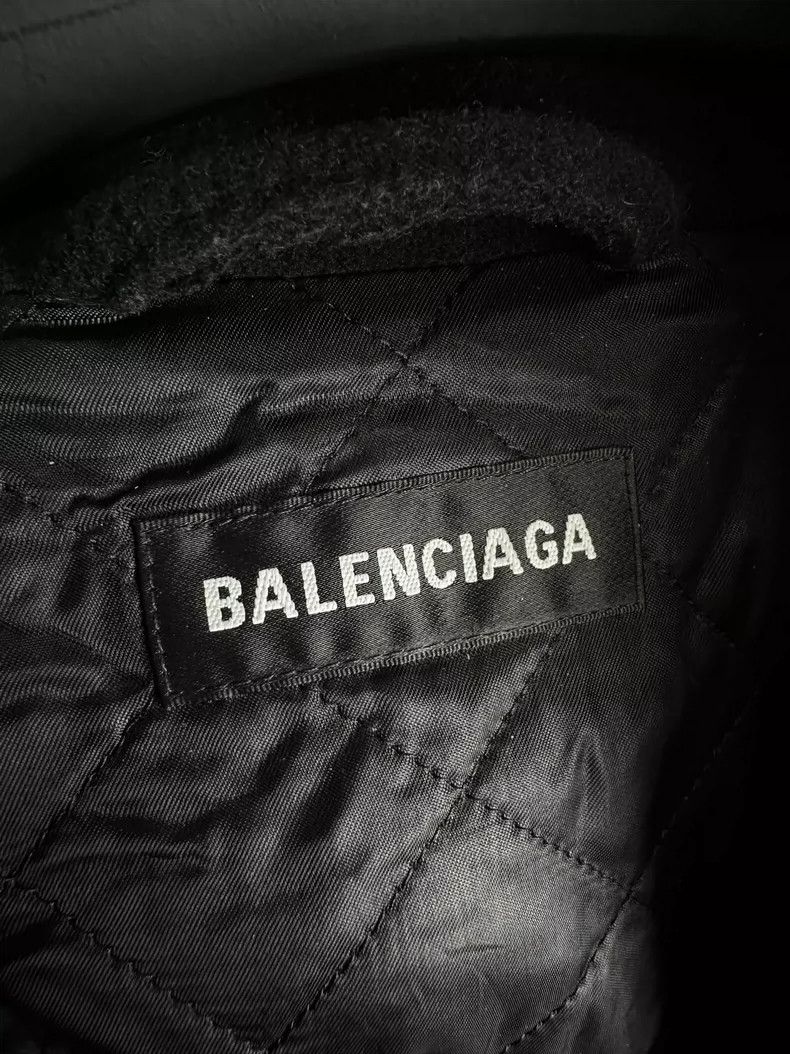 Balenciaga Balenciaga Black Letter Lamb Wool Jacket-yf Size US L / EU 52-54 / 3 - 2 Thumbnail