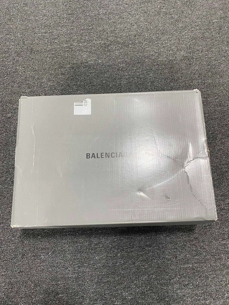Balenciaga Gray Balenciaga Dad Sneakers Size 44-yf Size US 10.5 / EU 43-44 - 9 Thumbnail