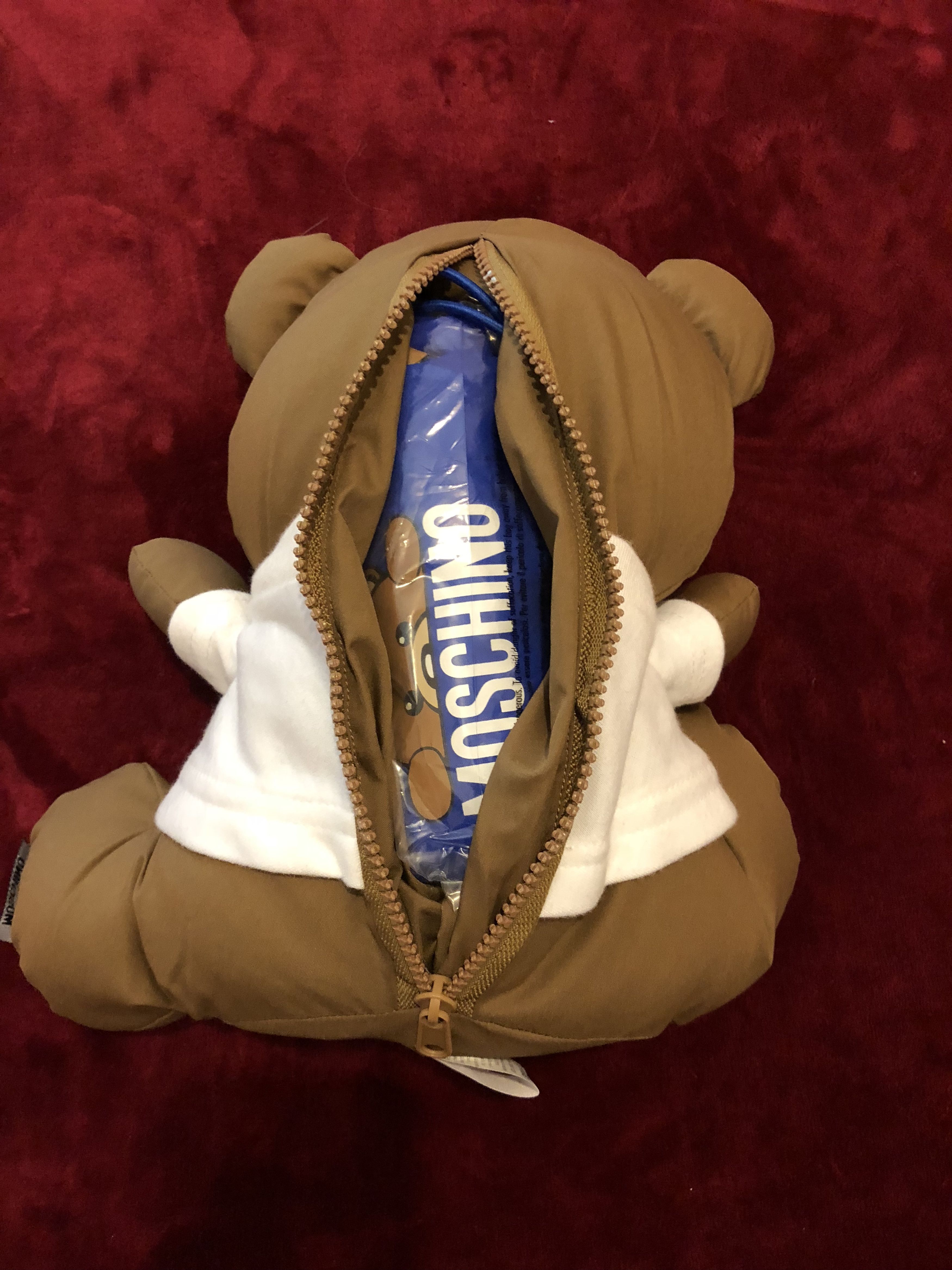 Moschino umbrella and toy Bear