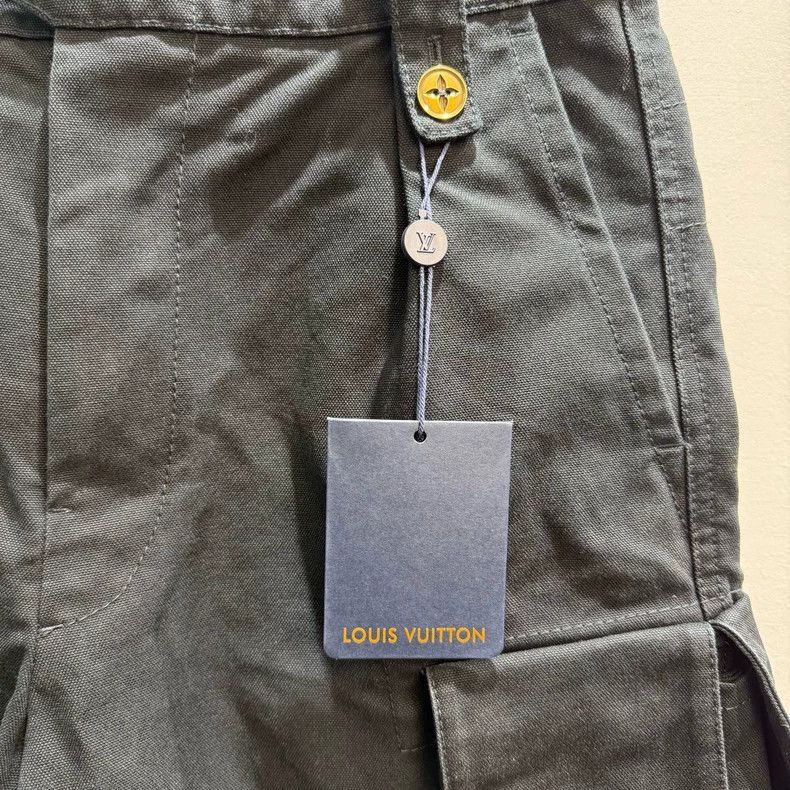 Louis Vuitton Louis Vuitton New Denim Shorts 24 Edition-yf Size US 44 / EU 60 - 2 Thumbnail