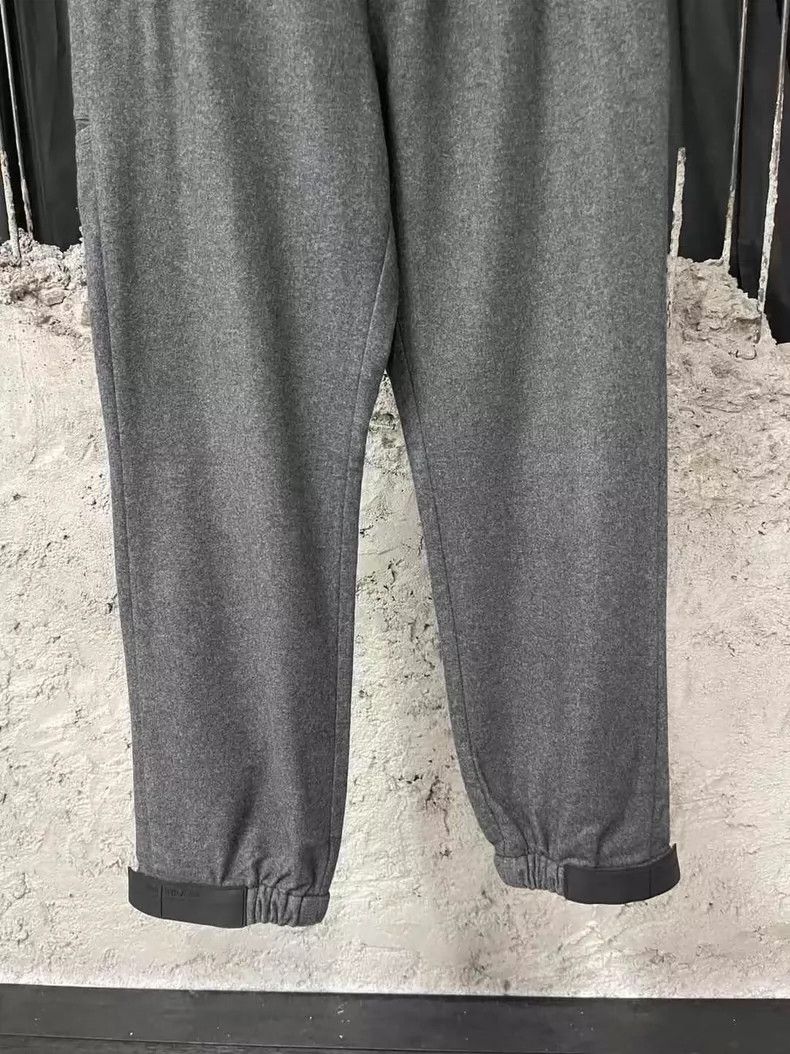 Prada Prada Gray Wool Casual Pants with Velcro-yf Size US 44 / EU 60 - 4 Thumbnail