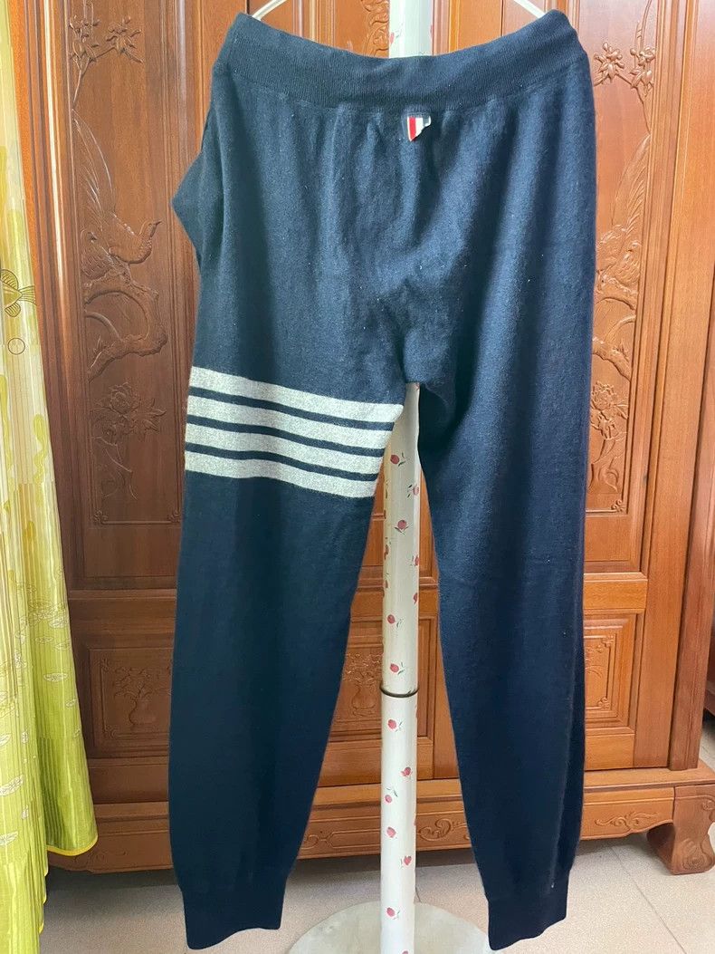 Thom Browne Thom Browne Cashmere Sports Pants-yf Size US 26 / EU 42 - 2 Thumbnail
