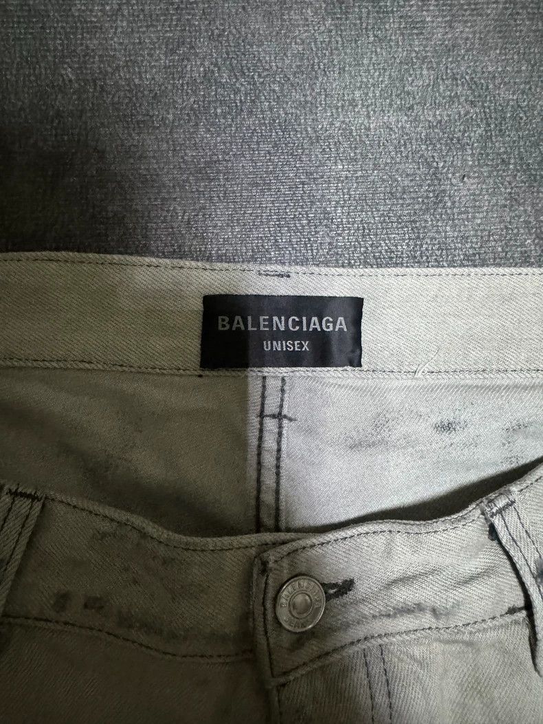 Balenciaga Balenciaga Super Distressed Denim Pants-yf Size US 32 / EU 48 - 3 Thumbnail
