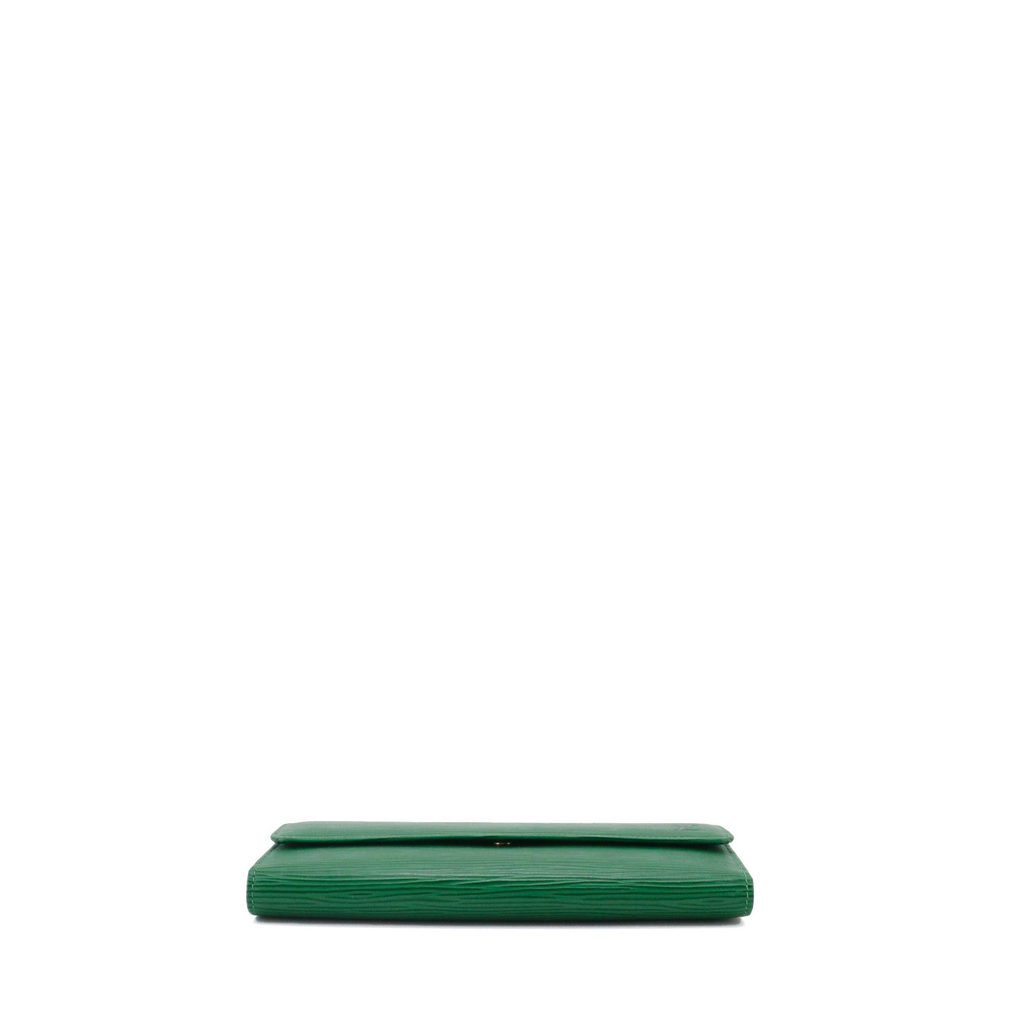 Louis Vuitton LOUIS VUITTON - Sarah Louis Vuitton green epi leather wallet Size ONE SIZE - 3 Thumbnail
