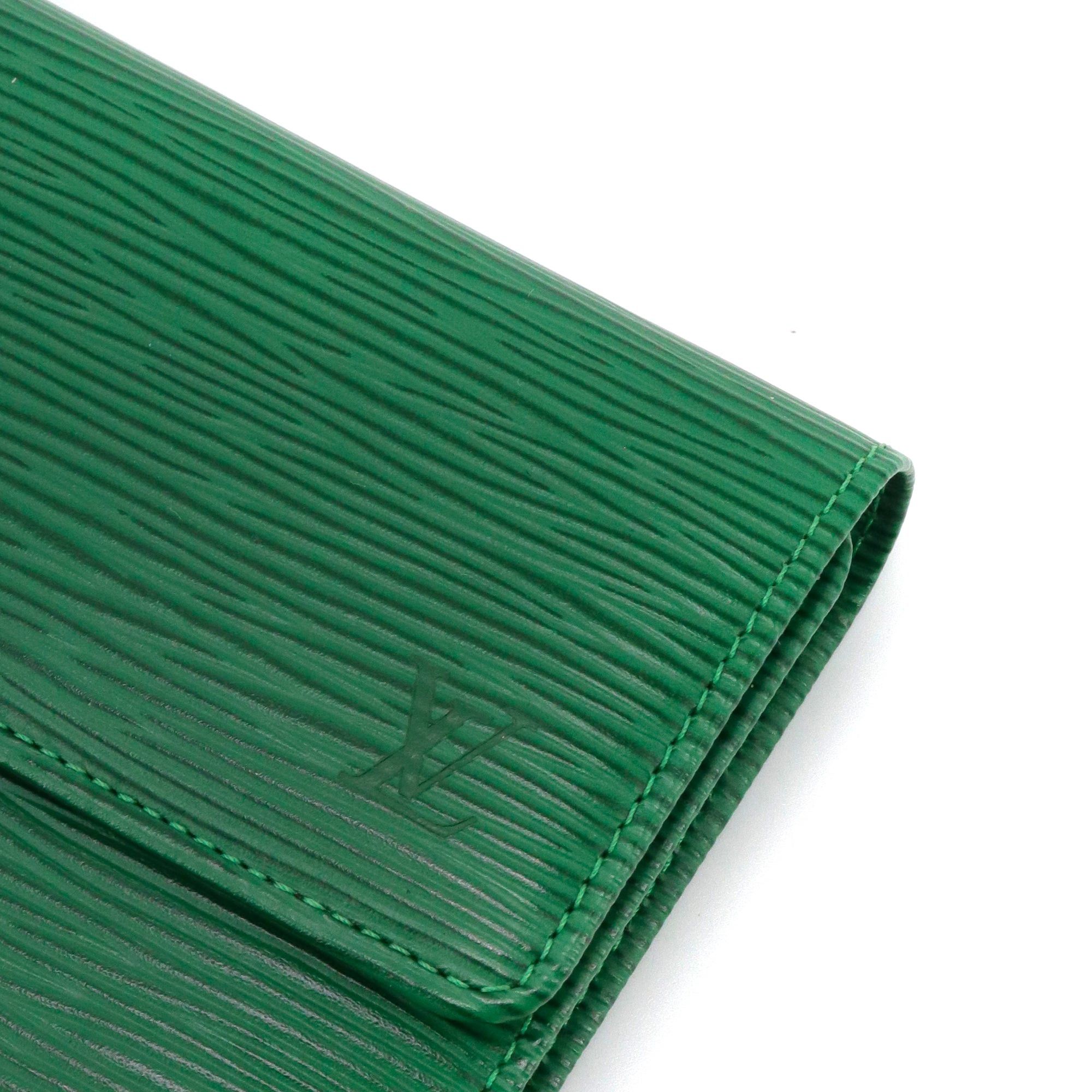 Louis Vuitton LOUIS VUITTON - Sarah Louis Vuitton green epi leather wallet Size ONE SIZE - 4 Thumbnail