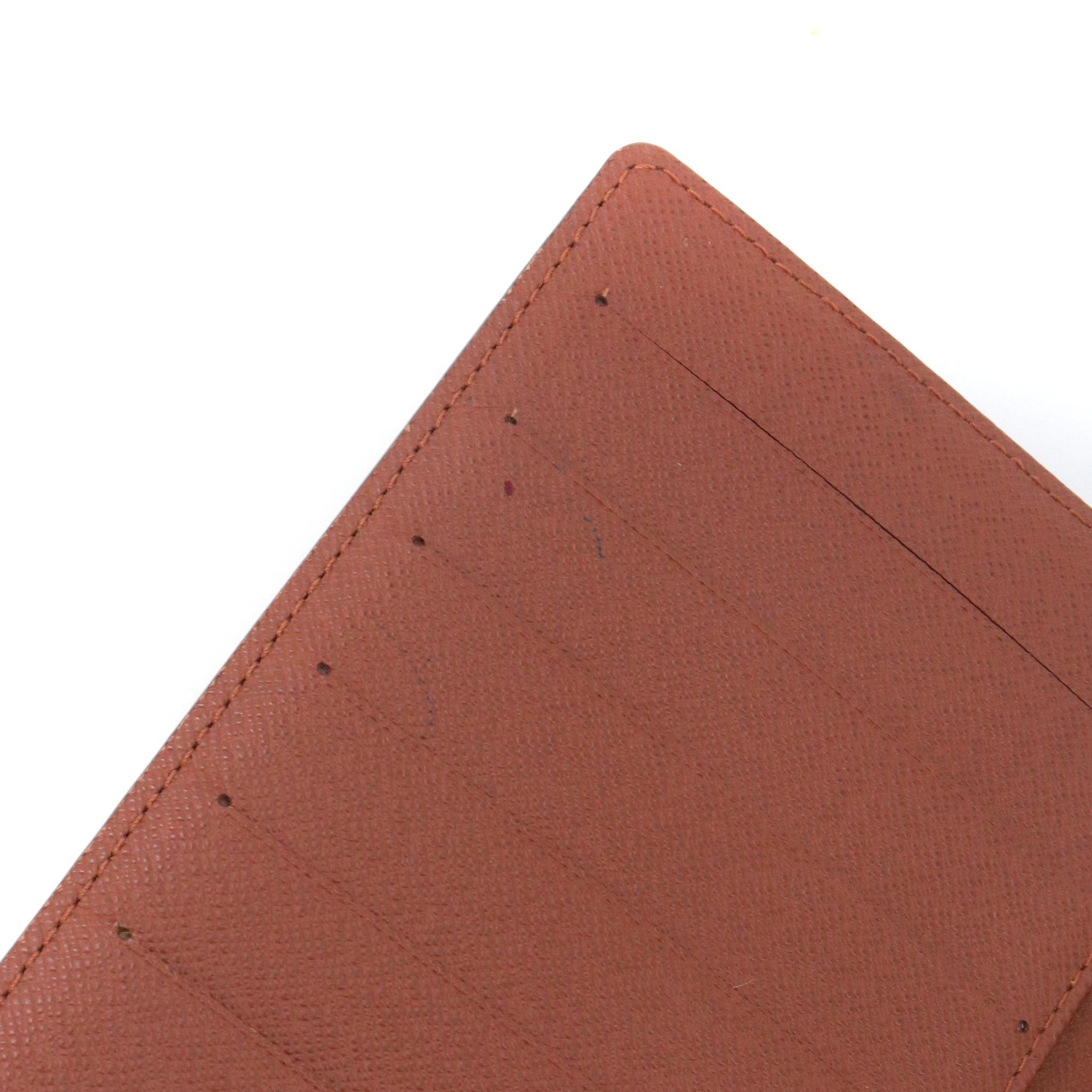 Louis Vuitton LOUIS VUITTON - Louis Vuitton checkbook holder in monogram canvas Size ONE SIZE - 6 Thumbnail