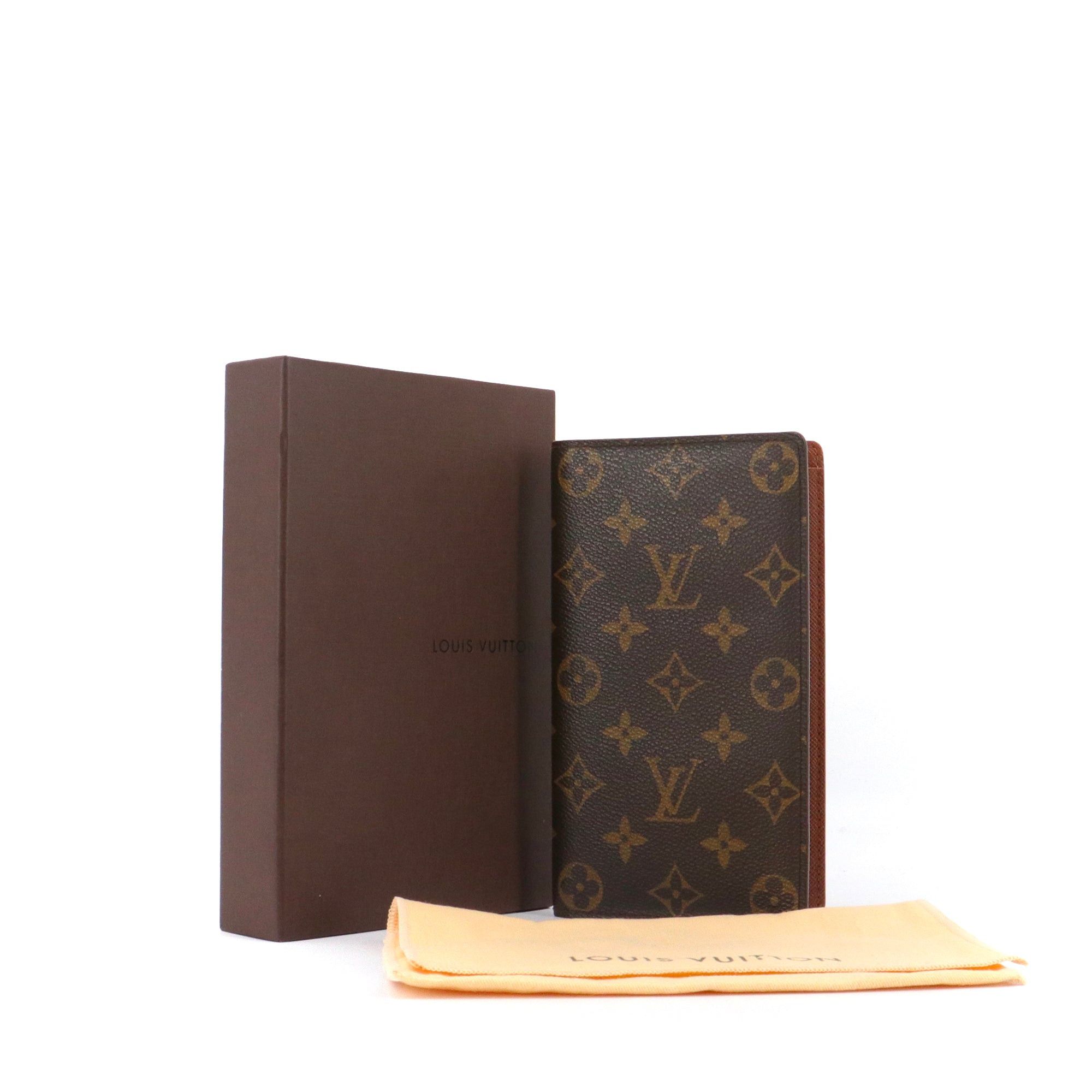 Louis Vuitton LOUIS VUITTON - Louis Vuitton checkbook holder in monogram canvas Size ONE SIZE - 7 Thumbnail