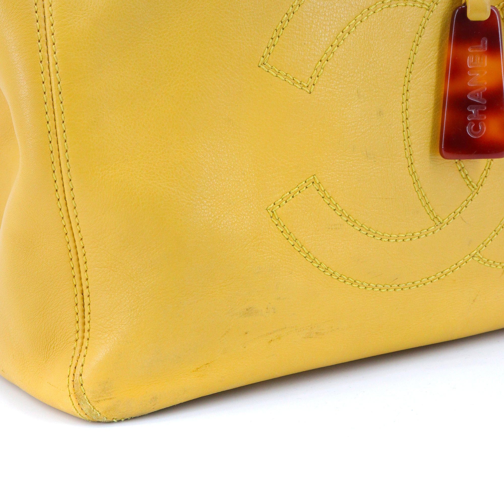 Chanel CHANEL - Chanel Drawstring Ring Handle handbag in yellow leather Size ONE SIZE - 6 Thumbnail