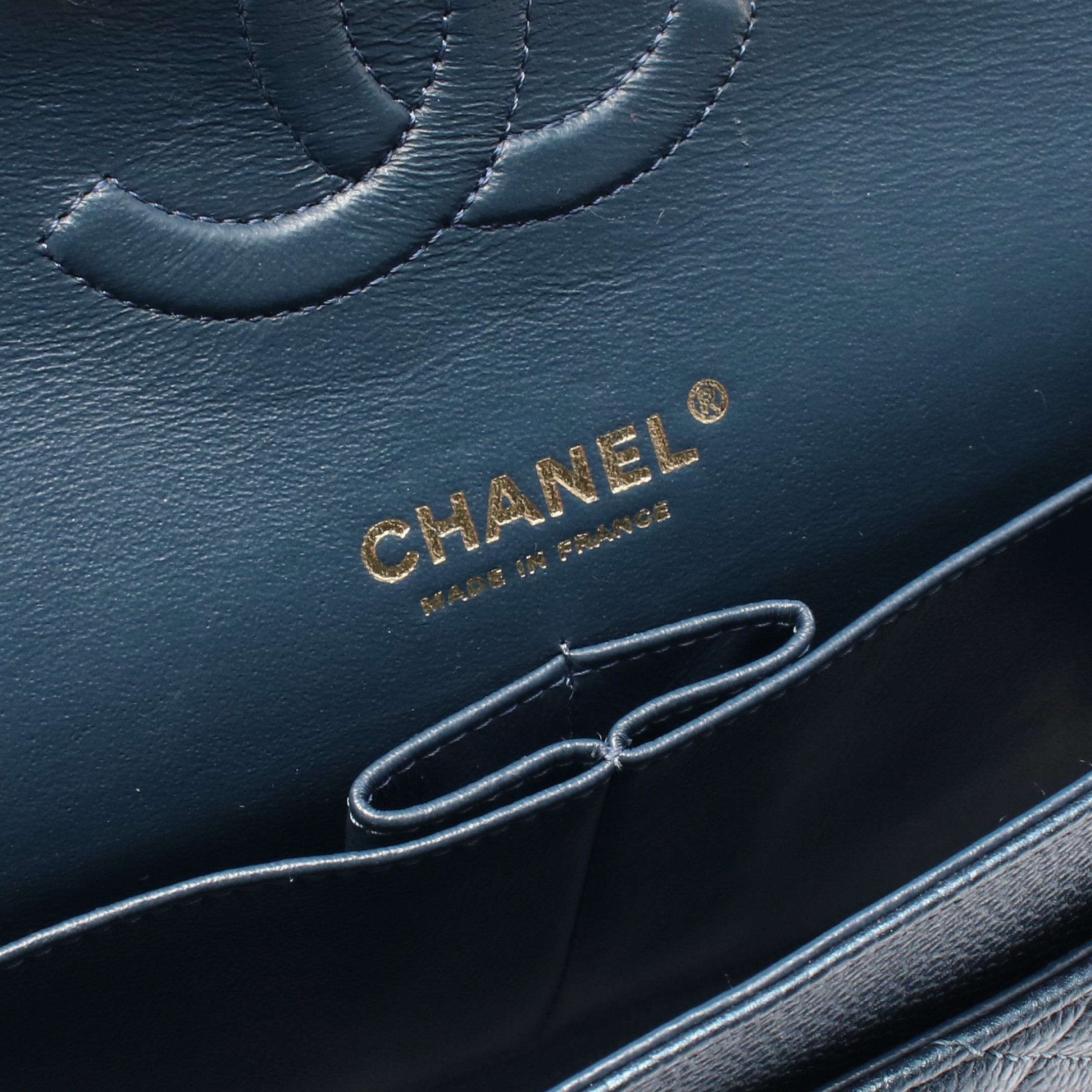 Chanel Chanel Matelasse Double Flap Chain Shoulder Bag Caviar Skin Dark Blue Gold Hardware Size ONE SIZE - 4 Thumbnail
