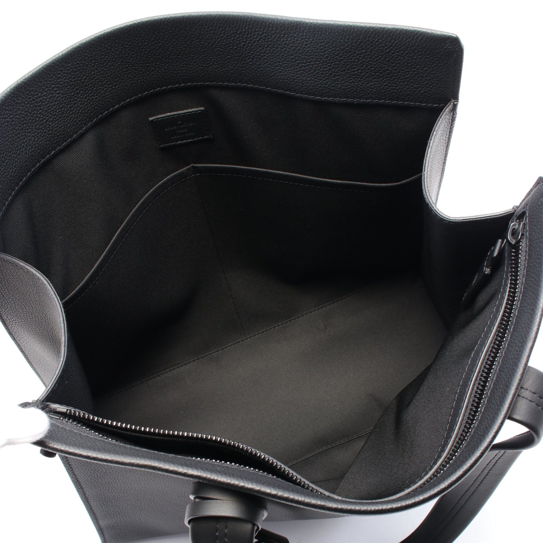 Louis Vuitton Louis Vuitton Take Off Tote Aerogram Noir Shoulder Bag Leather Black Size ONE SIZE - 3 Thumbnail
