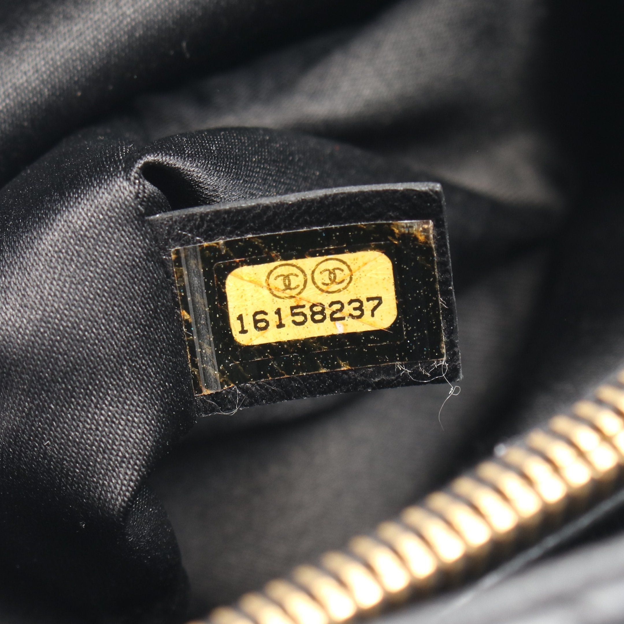 Chanel Chanel Matelasse Grand Shopping Gst Chain Shoulder Bag Tote Caviar Skin Black Gold Hardware Size ONE SIZE - 5 Thumbnail