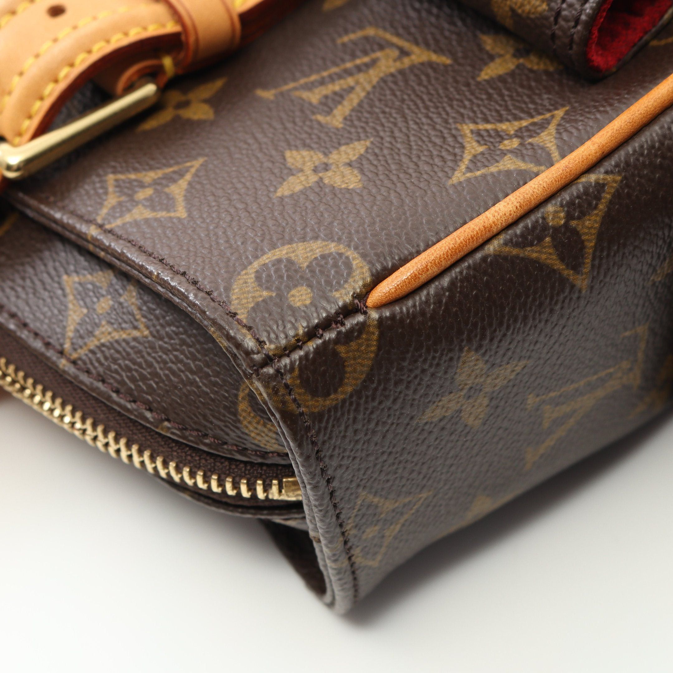 Louis Vuitton Louis Vuitton Multi-Priest Monogram Handbag Leather Brown Size ONE SIZE - 9 Thumbnail