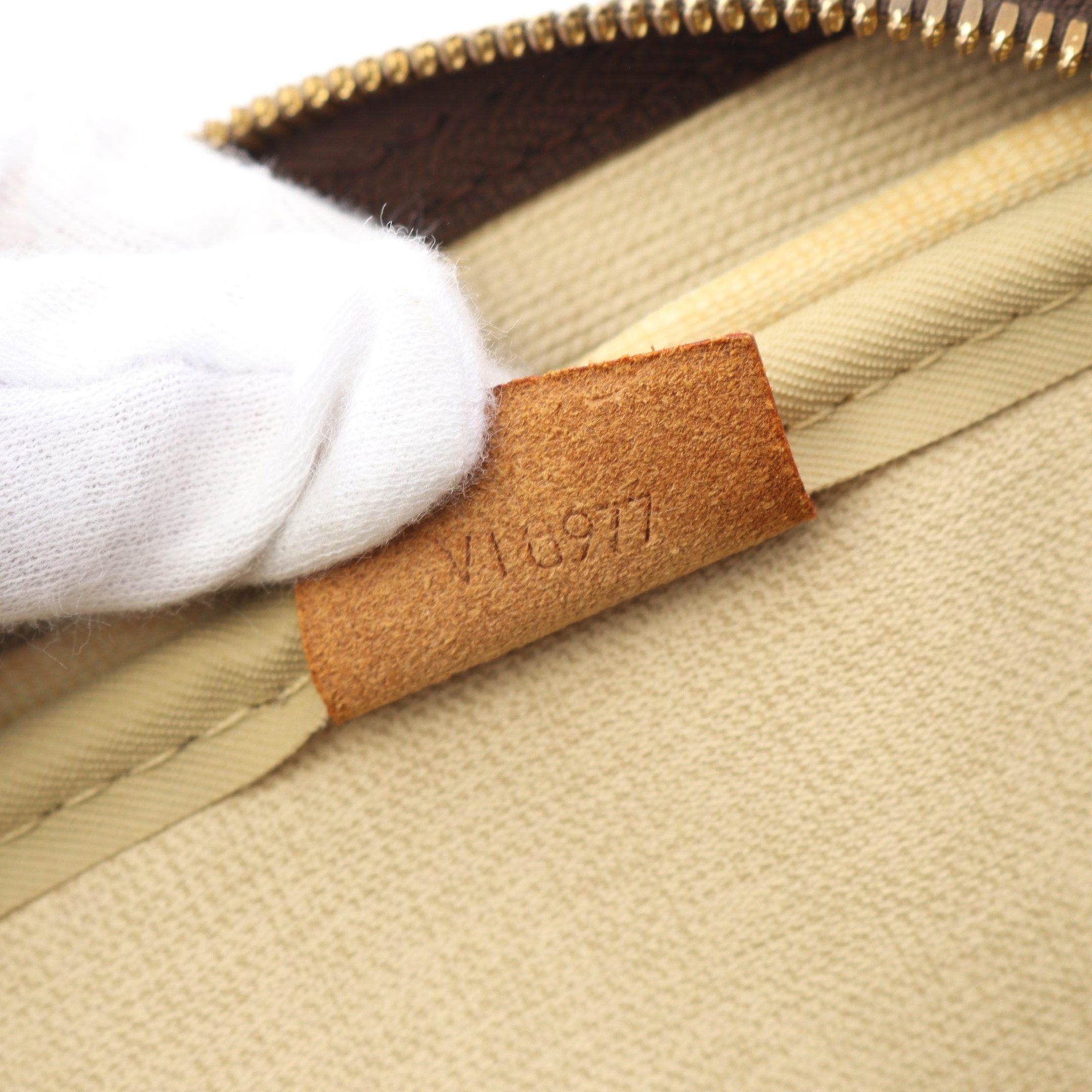 Louis Vuitton Louis Vuitton Deauville Bowling Vanity Monogram Handbag Leather Brown Size ONE SIZE - 5 Thumbnail