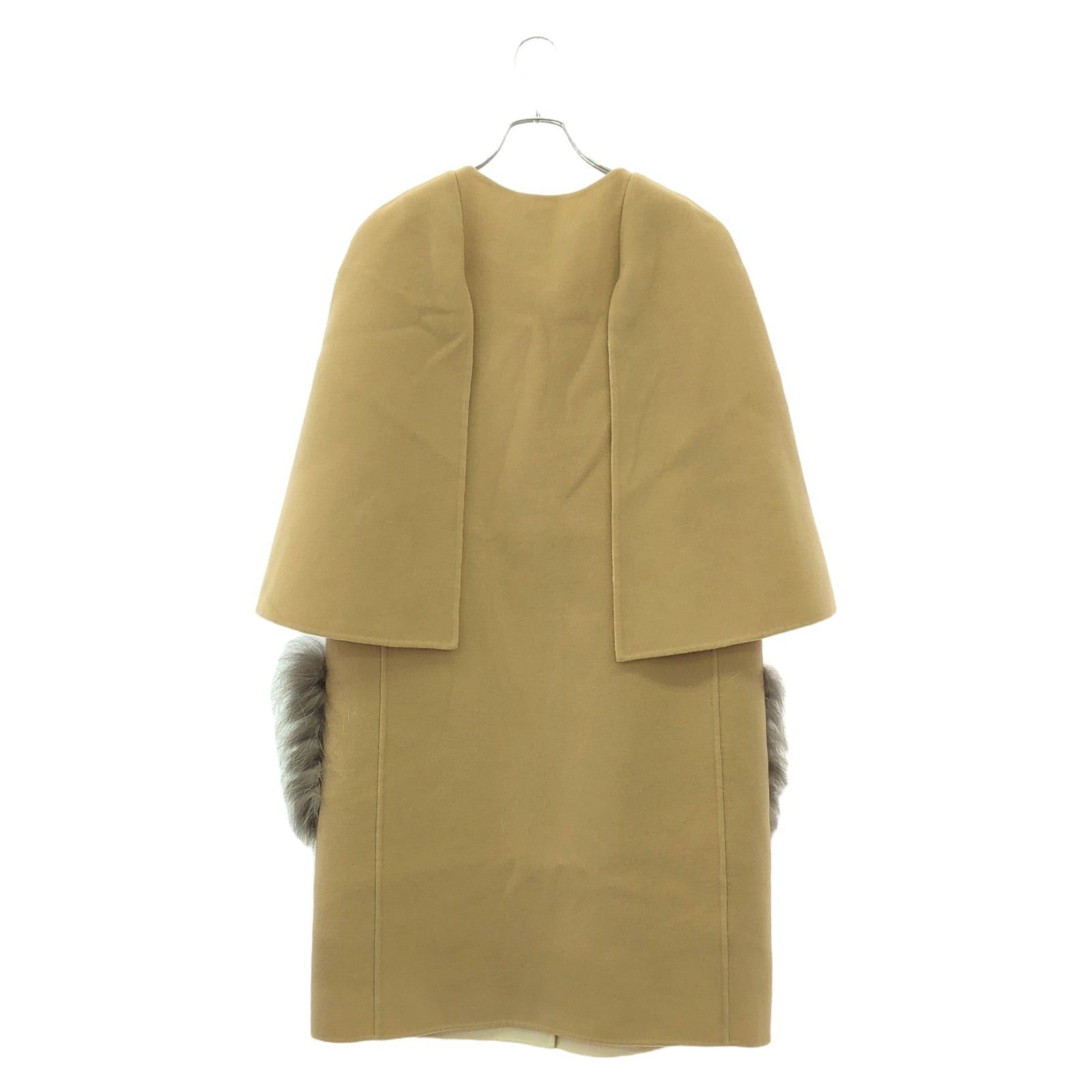 Fendi Fendi Cape Coat Wool Beige Size ONE SIZE - 2 Thumbnail