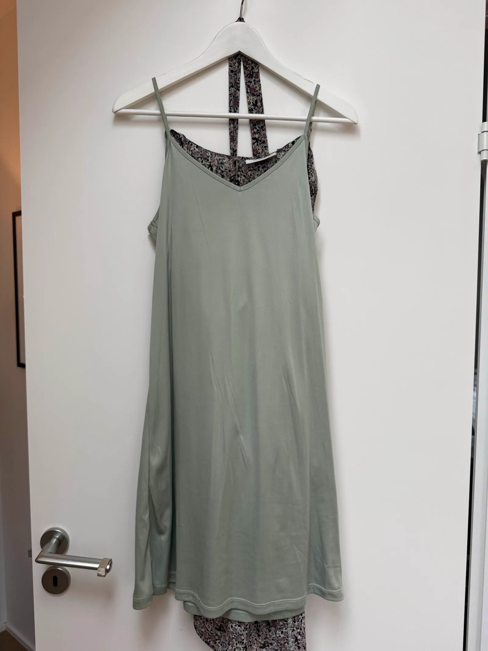 Moss Moss Copenhagen Ennis Rikkelie LS Dress AOP Dress Size S / US 4 / IT 40 - 4 Thumbnail
