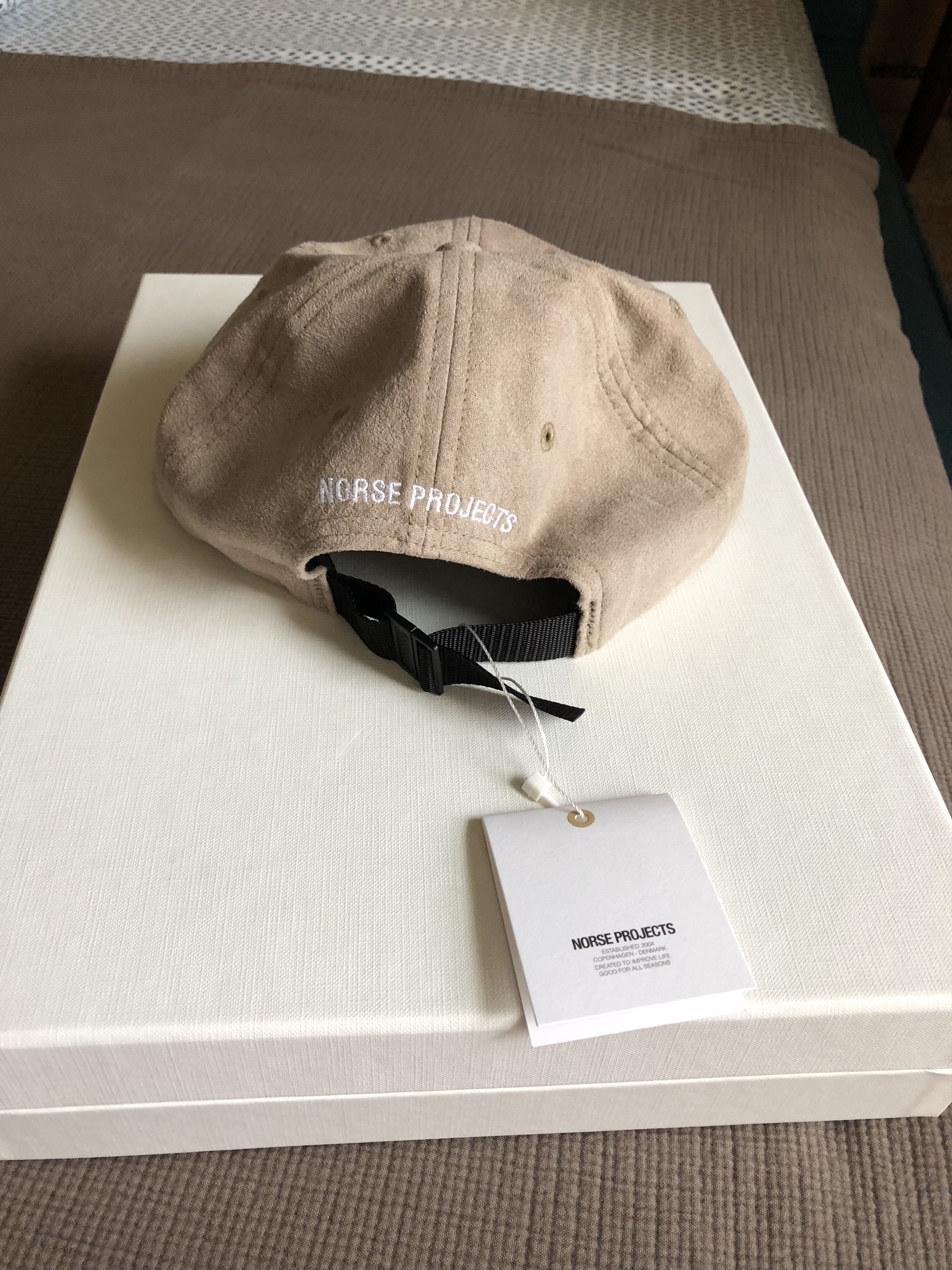 Norse Projects Light Faux Suede Flat Cap in Khaki Size ONE SIZE - 3 Thumbnail