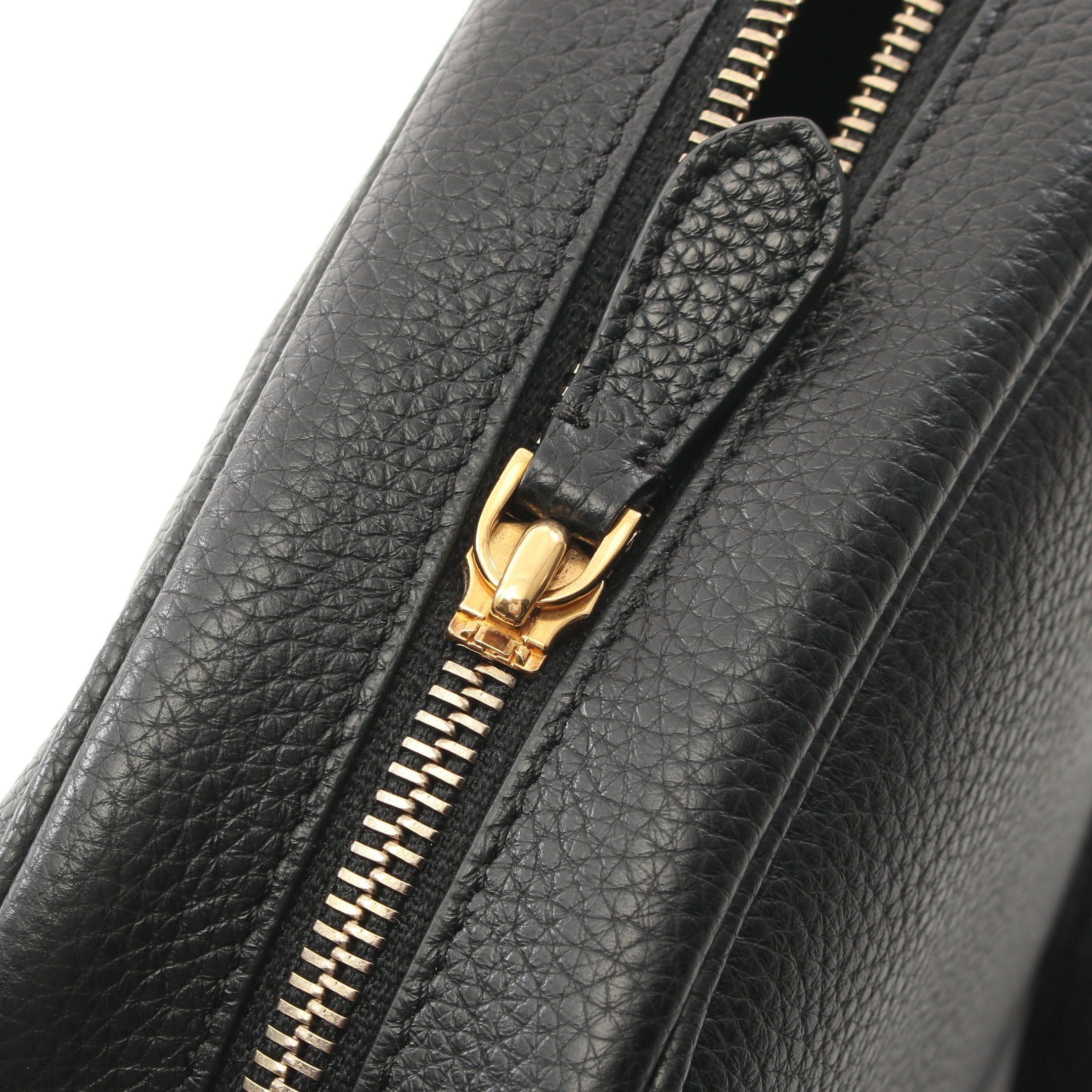 Salvatore Ferragamo Salvatore Ferragamo Travel Gancini Shoulder Bag Leather Black Size ONE SIZE - 8 Thumbnail