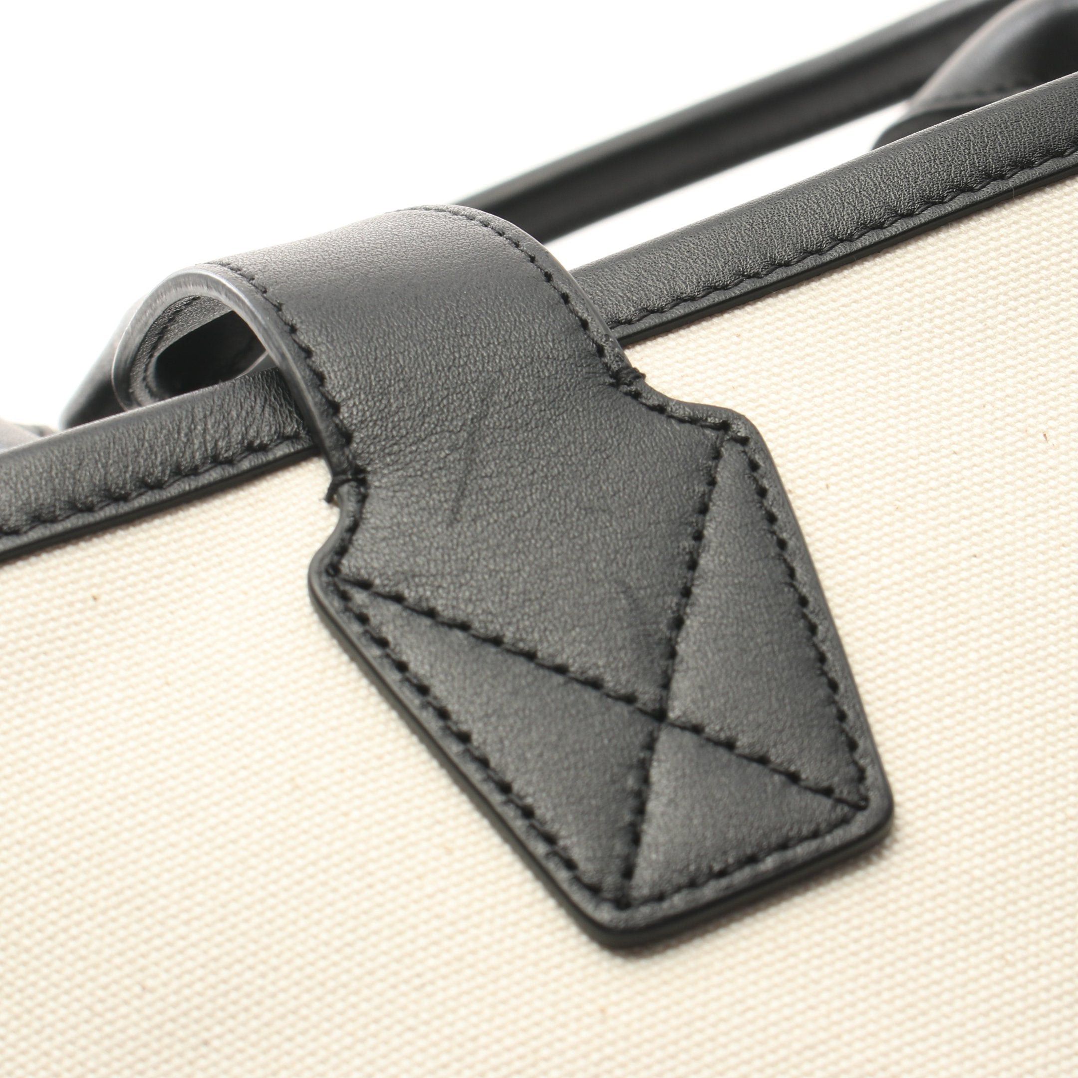 Balenciaga Balenciaga Cities Paris Jumbo Handbag Tote Bag Canvas Leather White Black Size ONE SIZE - 7 Thumbnail