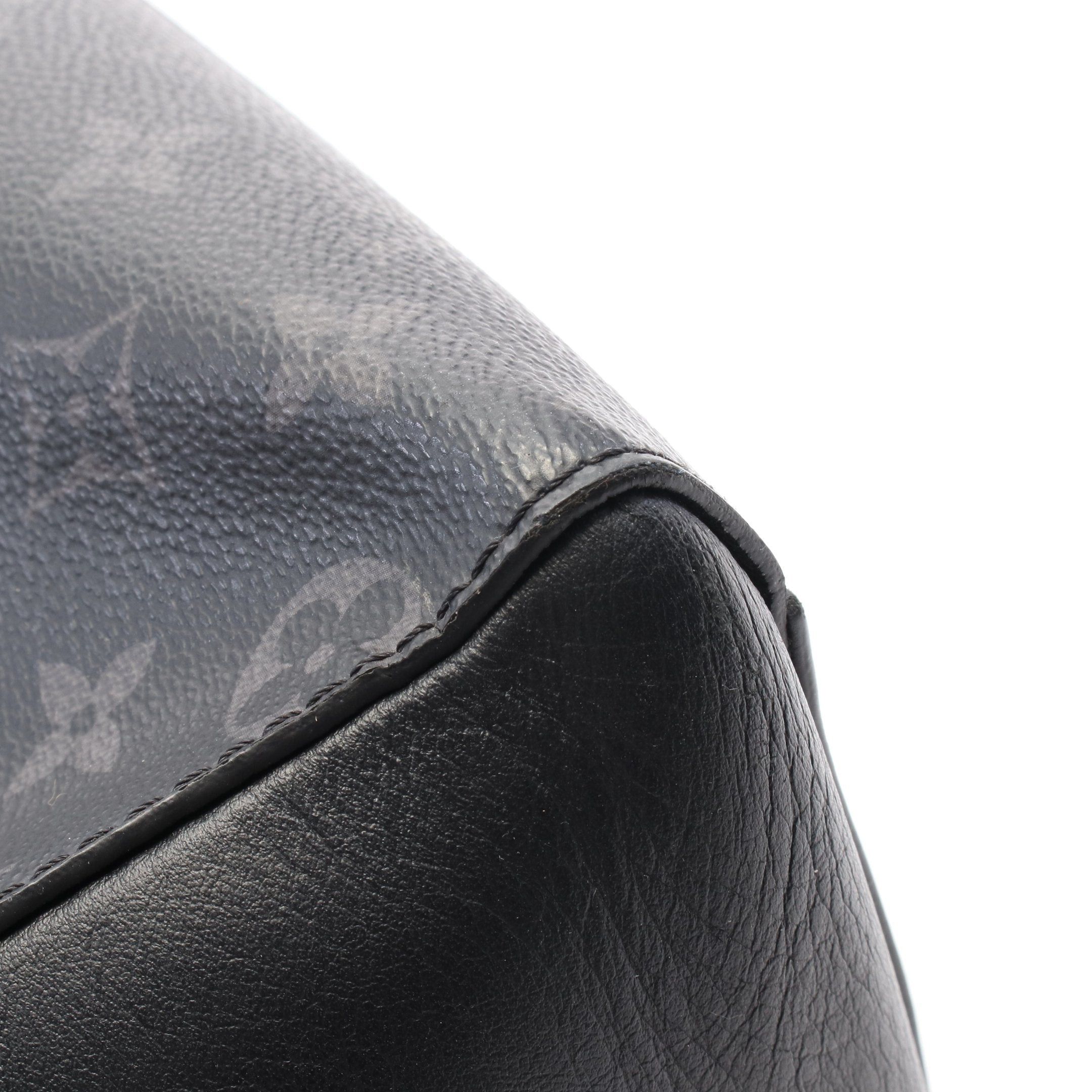Louis Vuitton Louis Vuitton Grand Sack Monogram Eclipse Handbag Tote Bag Leather Black Size ONE SIZE - 6 Thumbnail