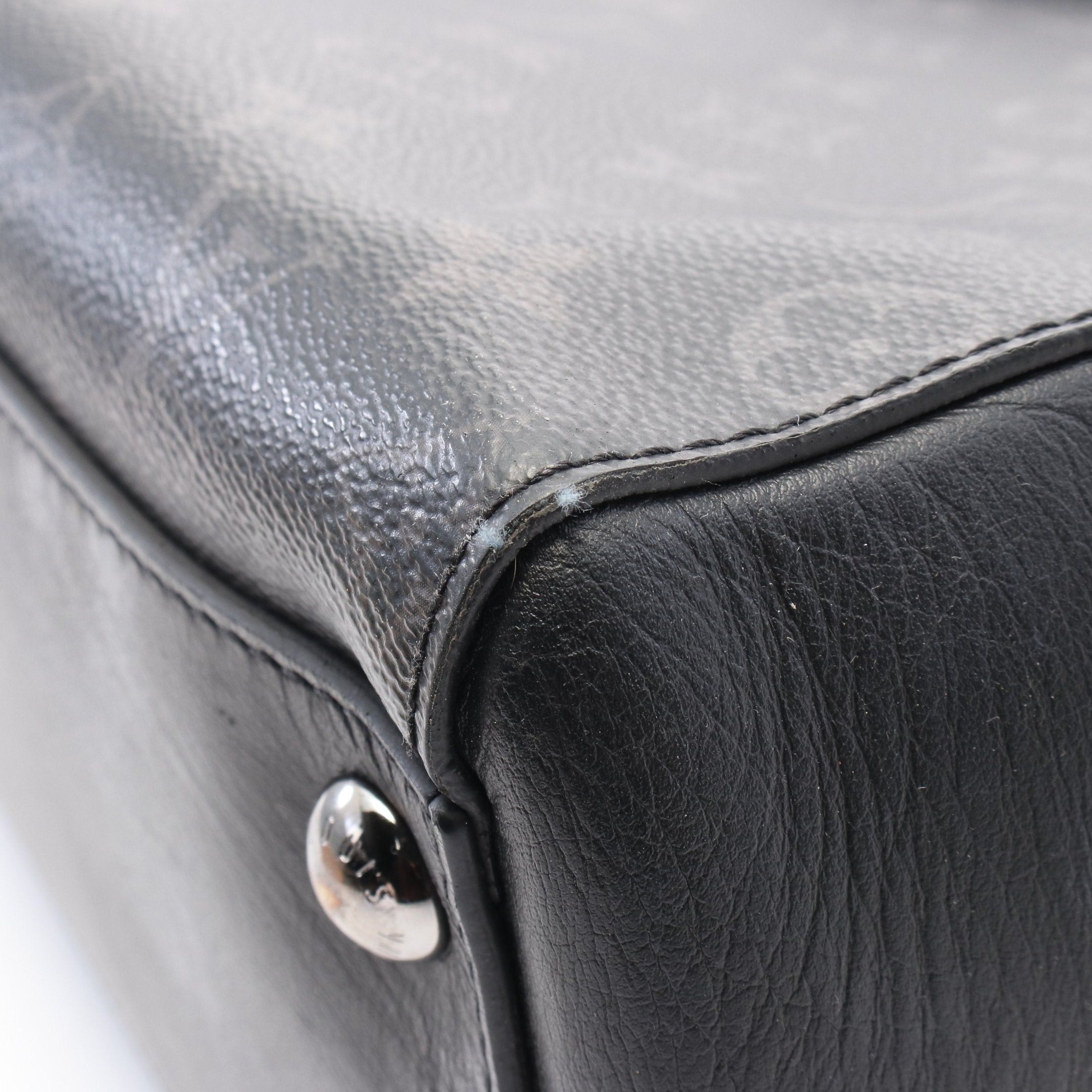 Louis Vuitton Louis Vuitton Grand Sack Monogram Eclipse Handbag Tote Bag Leather Black Size ONE SIZE - 9 Thumbnail