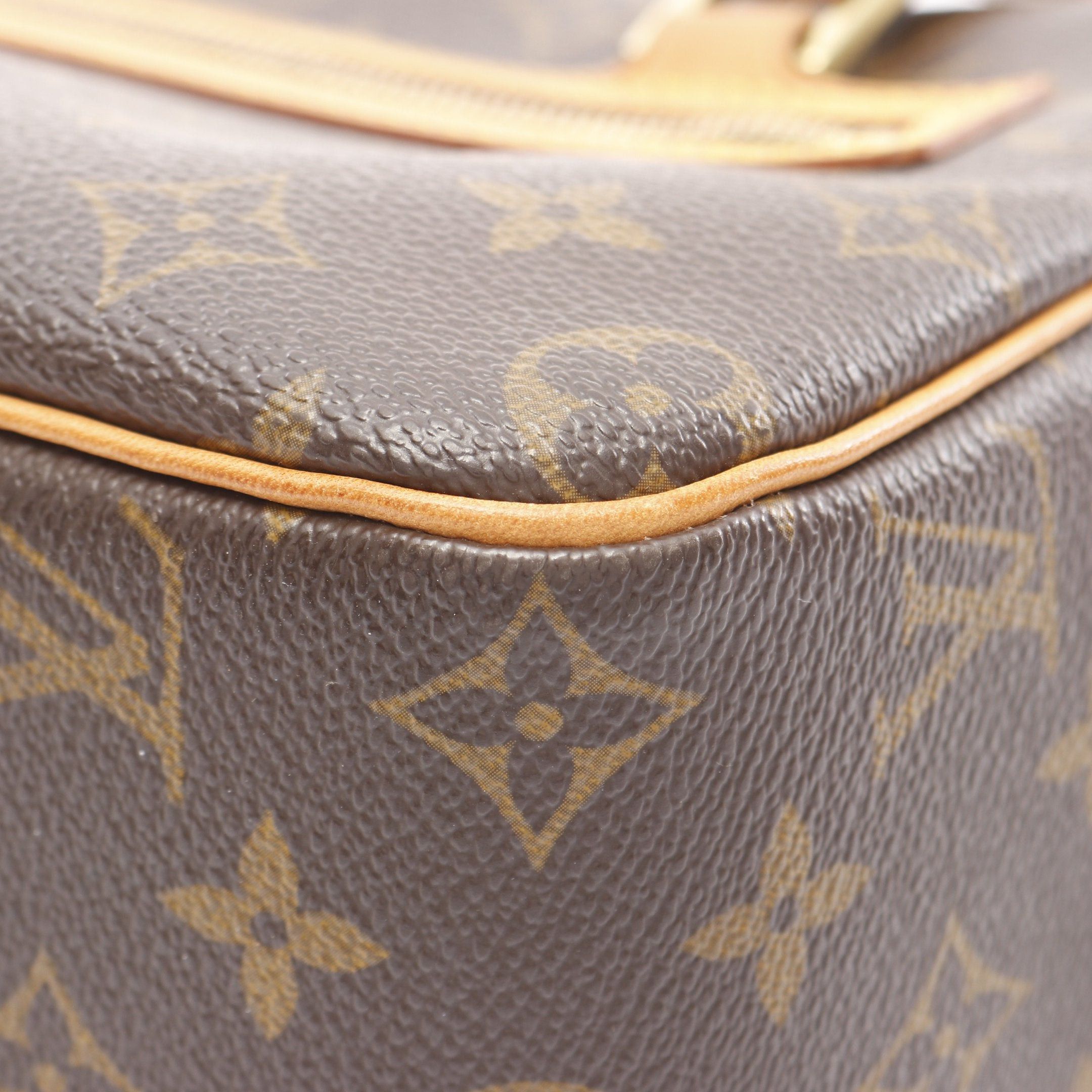 Louis Vuitton Louis Vuitton Cite Mm Monogram Shoulder Bag Leather Brown Size ONE SIZE - 9 Thumbnail