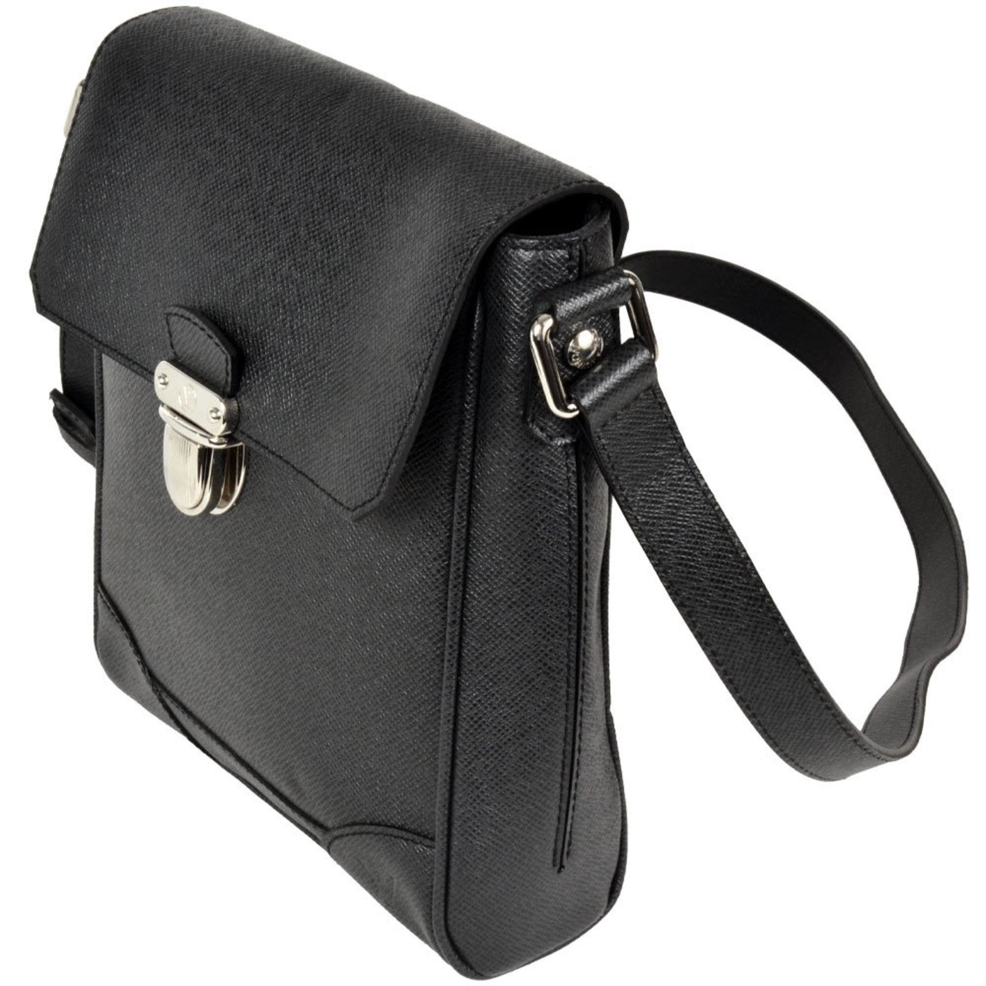 Louis Vuitton Louis Vuitton Luka shoulder Size ONE SIZE - 3 Thumbnail