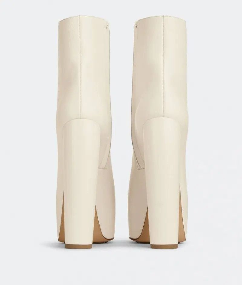 Bottega Veneta Mostra Ankle Boots in Beige Size US 8.5 / IT 38.5 - 3 Thumbnail