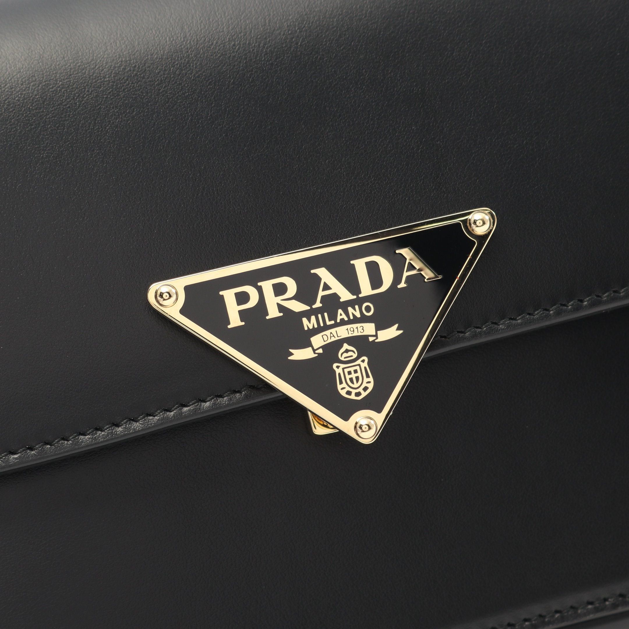 Prada Prada Soft Calf Shoulder Bag Leather Black Size ONE SIZE - 6 Thumbnail