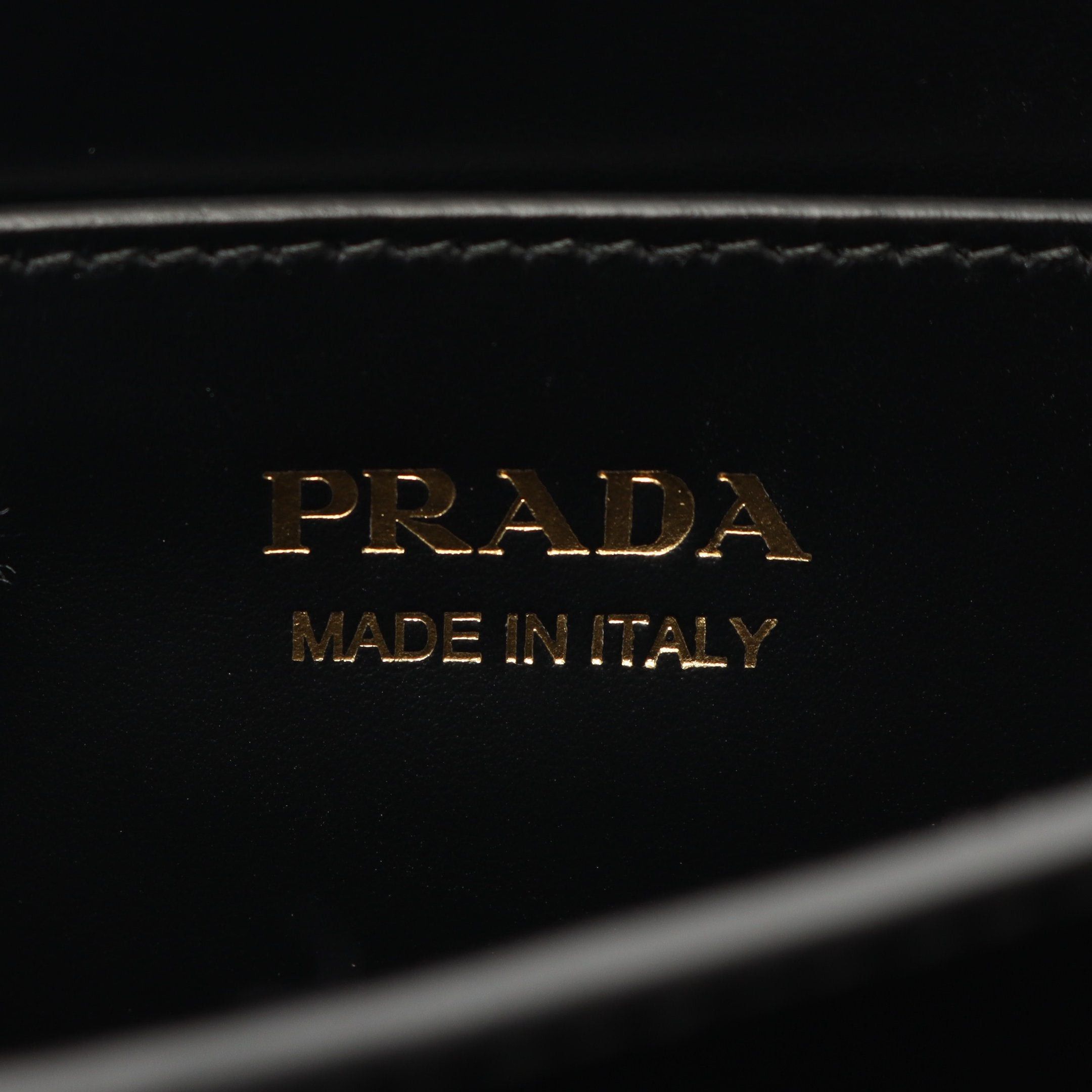 Prada Prada Soft Calf Shoulder Bag Leather Black Size ONE SIZE - 4 Thumbnail