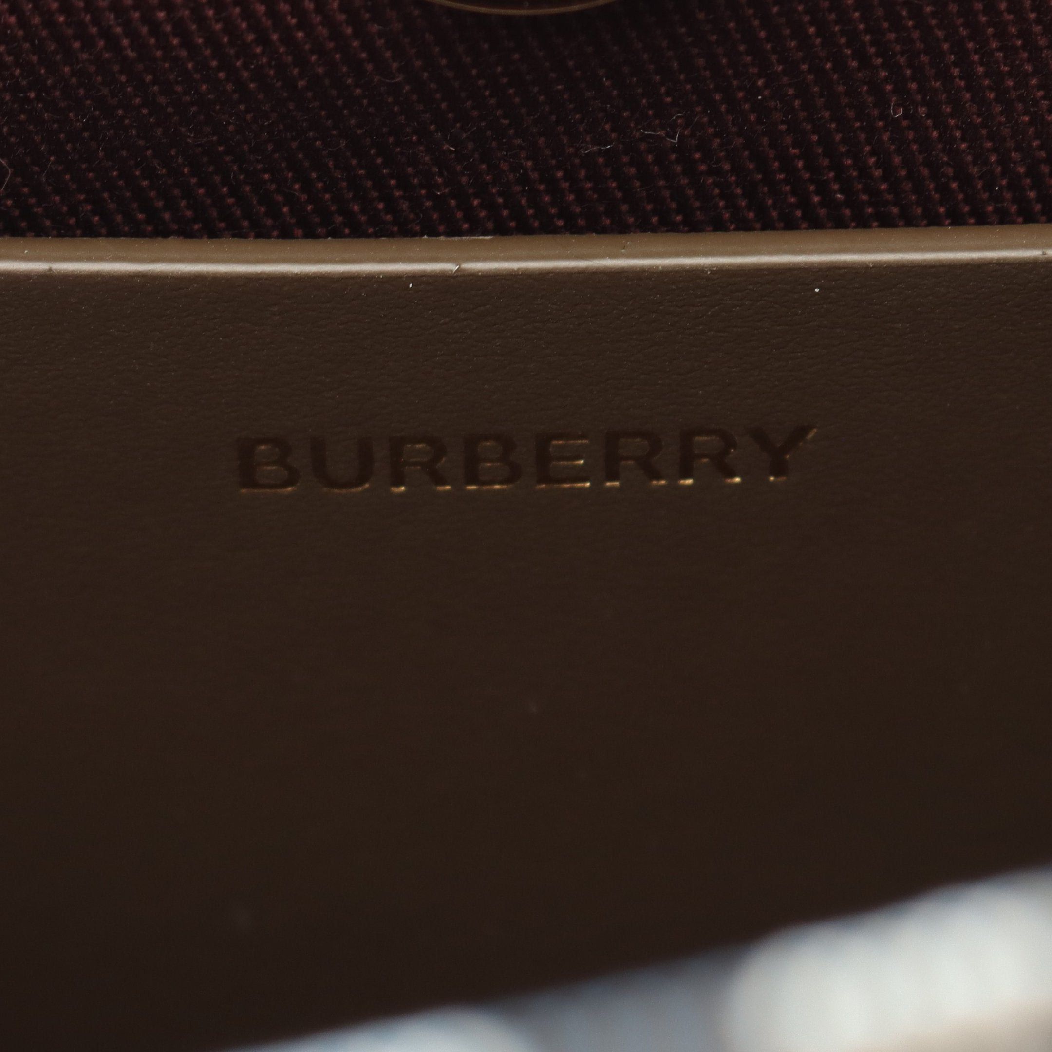 Burberry Burberry Mn Freya Tote Handbag Bag Check Leather Dark Green White Black Size ONE SIZE - 4 Thumbnail