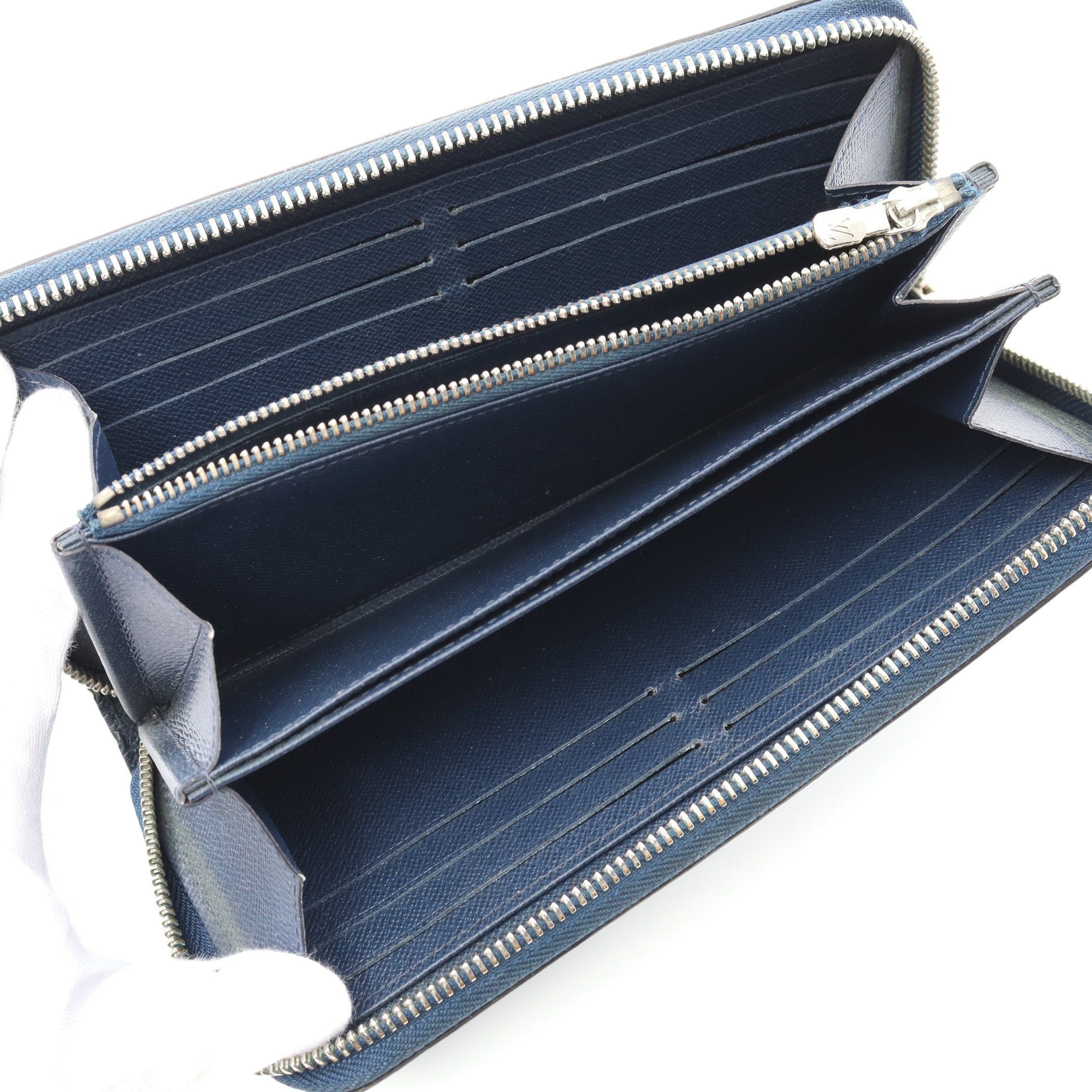 Louis Vuitton Louis Vuitton Zippy Wallet Epi Andigo Blue Round Zipper Long Leather Navy Size ONE SIZE - 3 Thumbnail