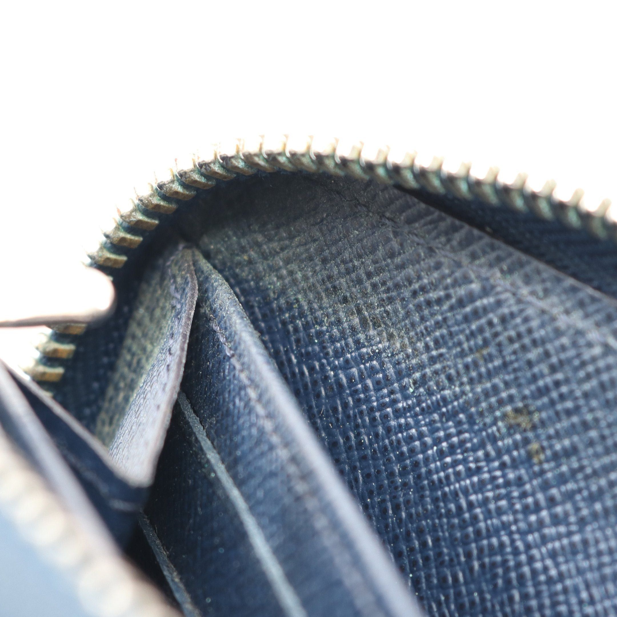 Louis Vuitton Louis Vuitton Zippy Wallet Epi Andigo Blue Round Zipper Long Leather Navy Size ONE SIZE - 8 Thumbnail