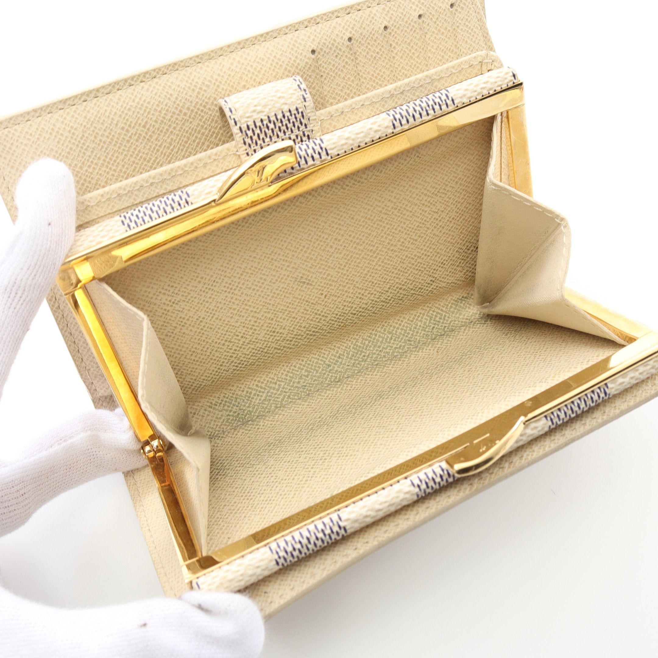 Louis Vuitton Louis Vuitton Portefeuil Viennois Damier Azur Clasp Bi-Fold Wallet White Size ONE SIZE - 6 Thumbnail