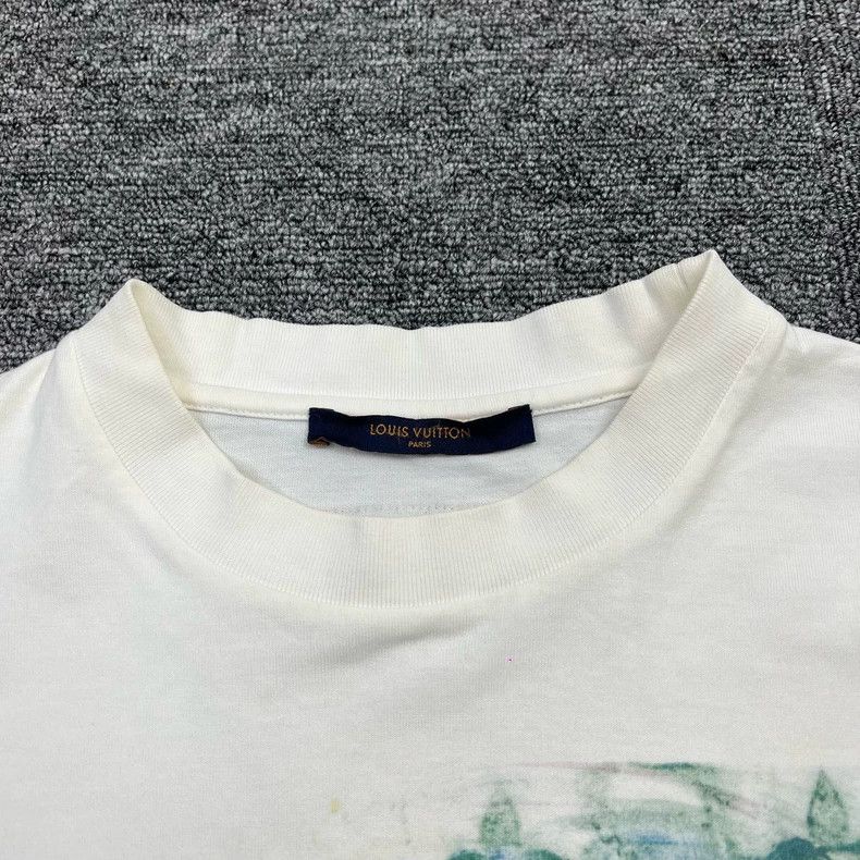 Louis Vuitton Louis Vuitton Short Sleeve Graffiti Logo Tee Size XS / US 0-2 / IT 36-38 - 3 Thumbnail