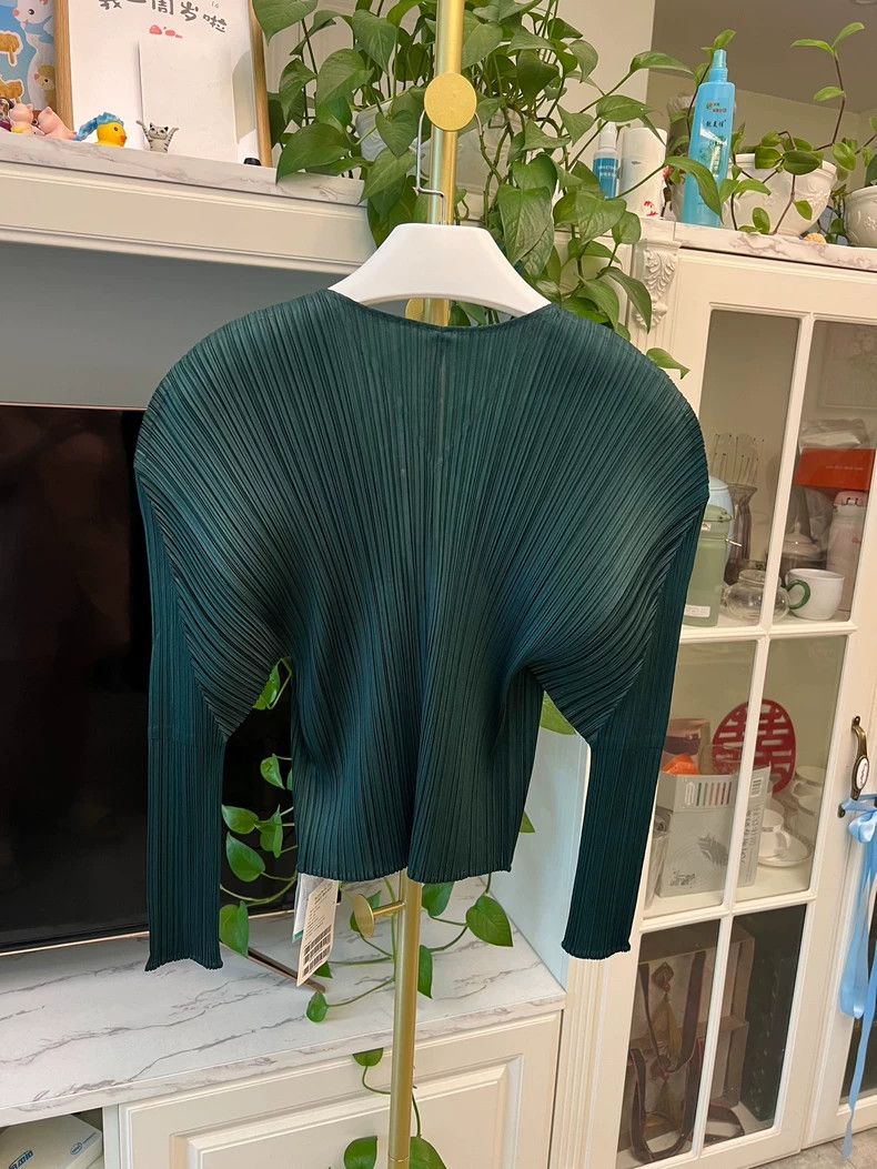 Issey Miyake Issey Miyake Green Pleated Cardigan Jacket Size M / US 6-8 / IT 42-44 - 5 Thumbnail