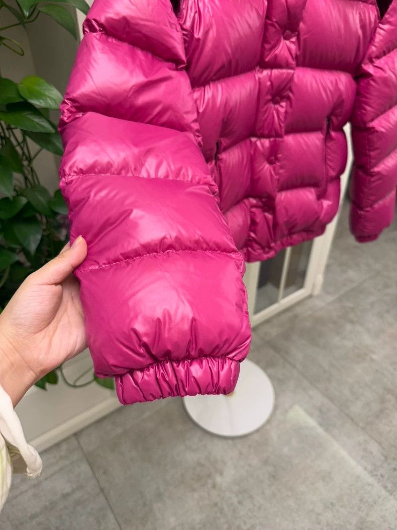 Moncler Pink Velvet Puffer Jacket for Women Size M / US 6-8 / IT 42-44 - 3 Thumbnail