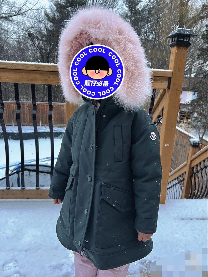 Moncler Moncler Kids Winter Jacket with Fur Trim Size XS / US 0-2 / IT 36-38 - 7 Thumbnail