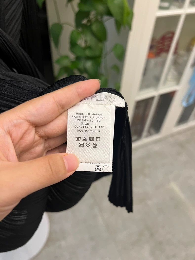 Issey Miyake Issey Miyake Black Pleated Cardigan Jacket Size M / US 6-8 / IT 42-44 - 4 Thumbnail