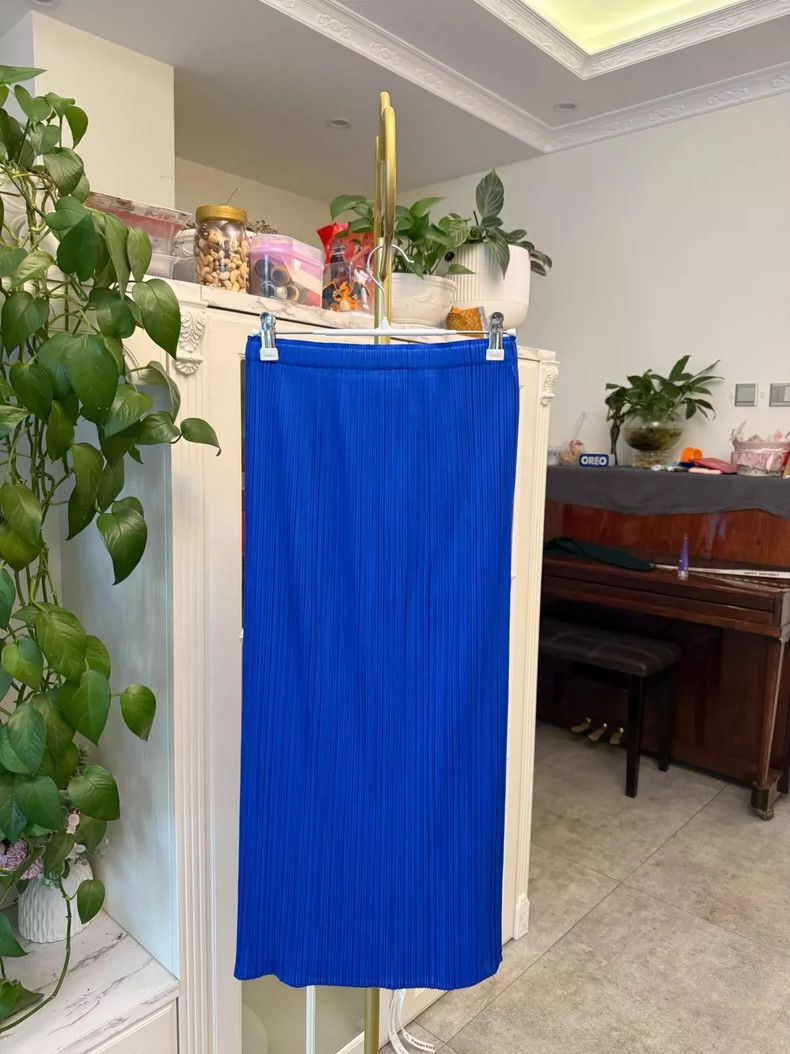 Issey Miyake Classic Blue Pleated Midi Skirt Size 22" - 5 Thumbnail